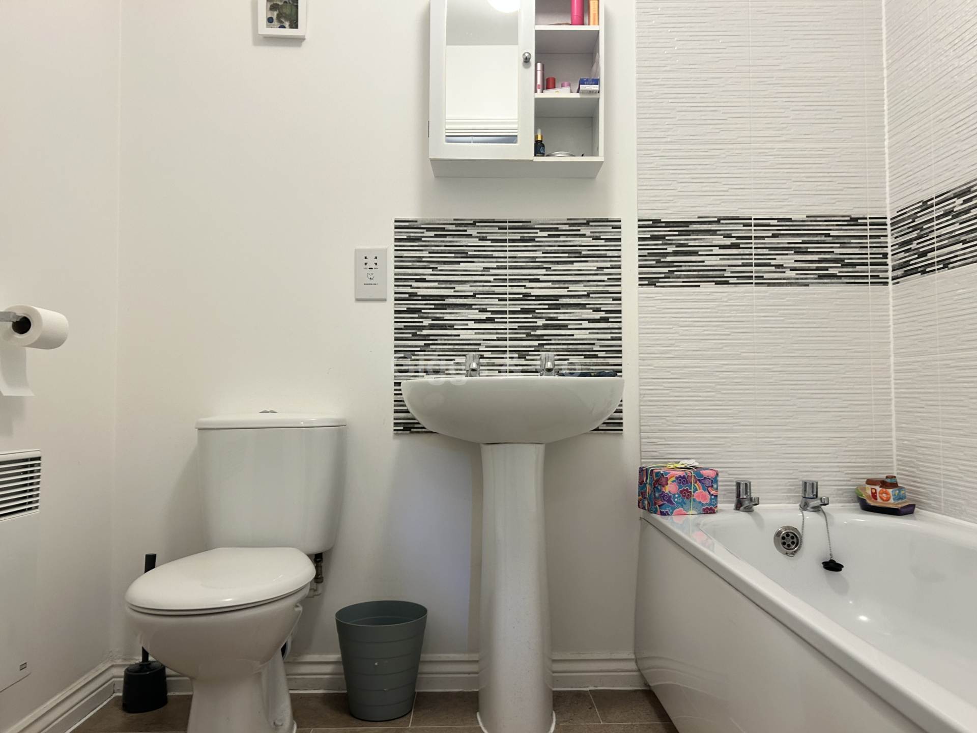 2 bed flat to rent in Marbled White Court, St Neots  - Property Image 15