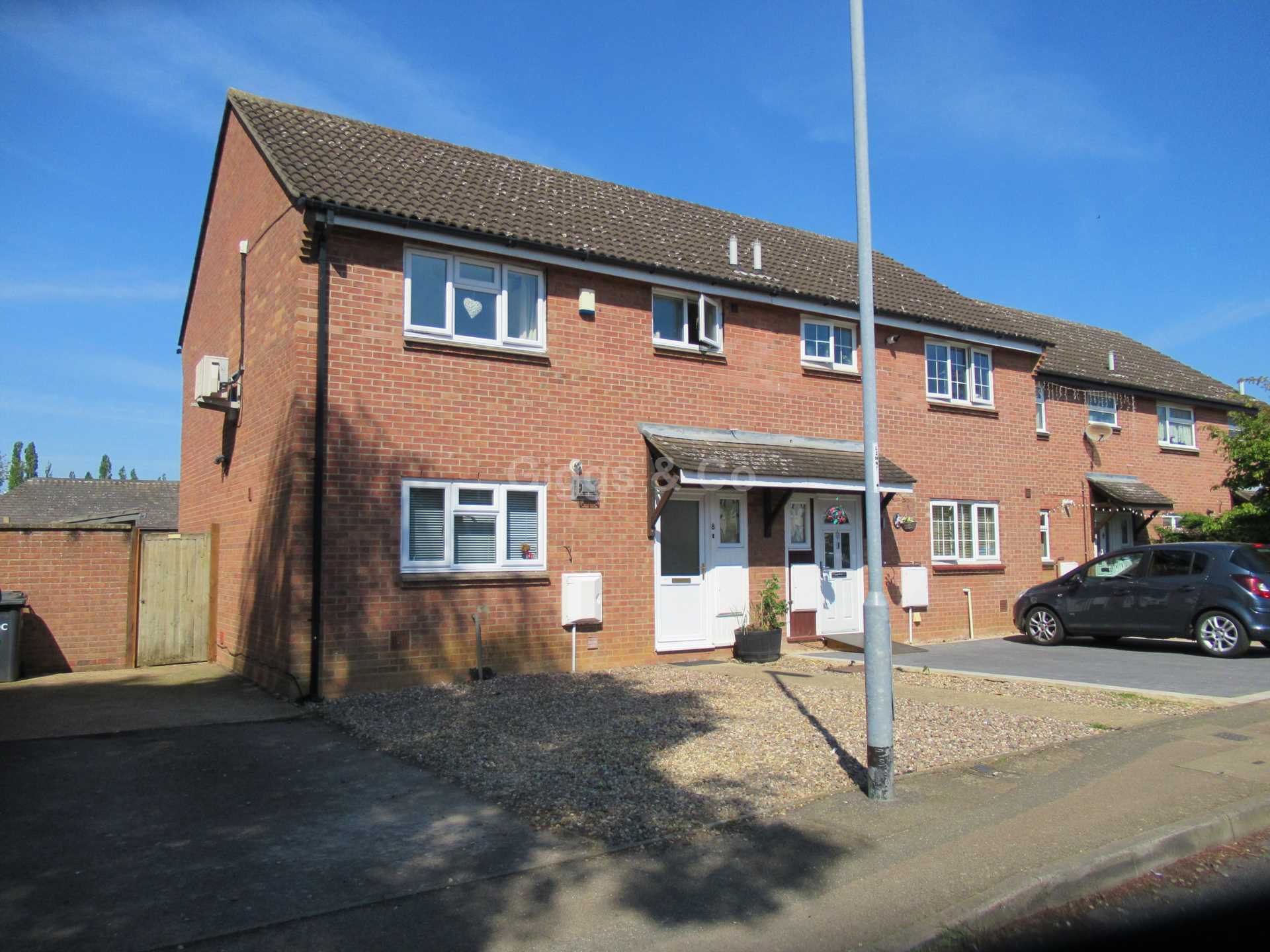 3 bed end of terrace house to rent in Darrington Close, St Neots, PE19