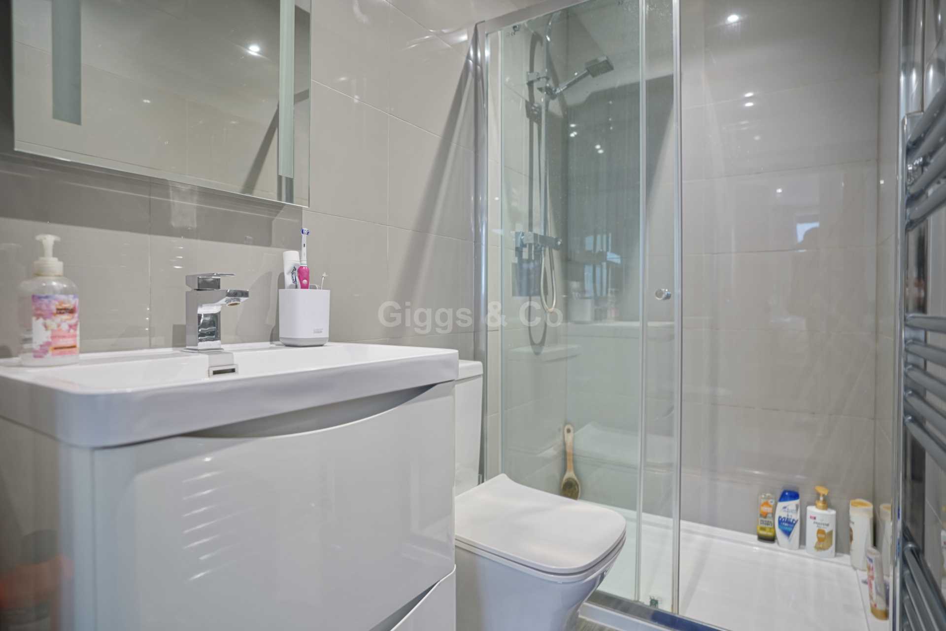 5 bed end of terrace house to rent in The Range, St Neots  - Property Image 9