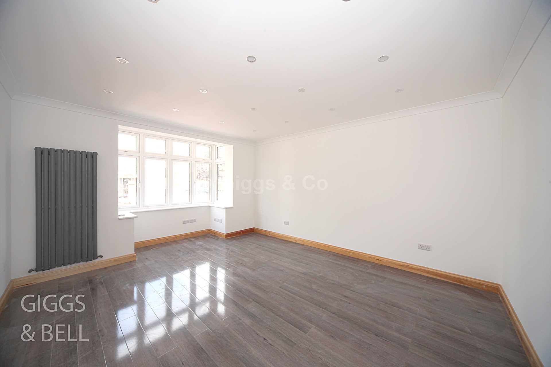 4 bed detached house to rent in St Michaels Crescent, Luton  - Property Image 3