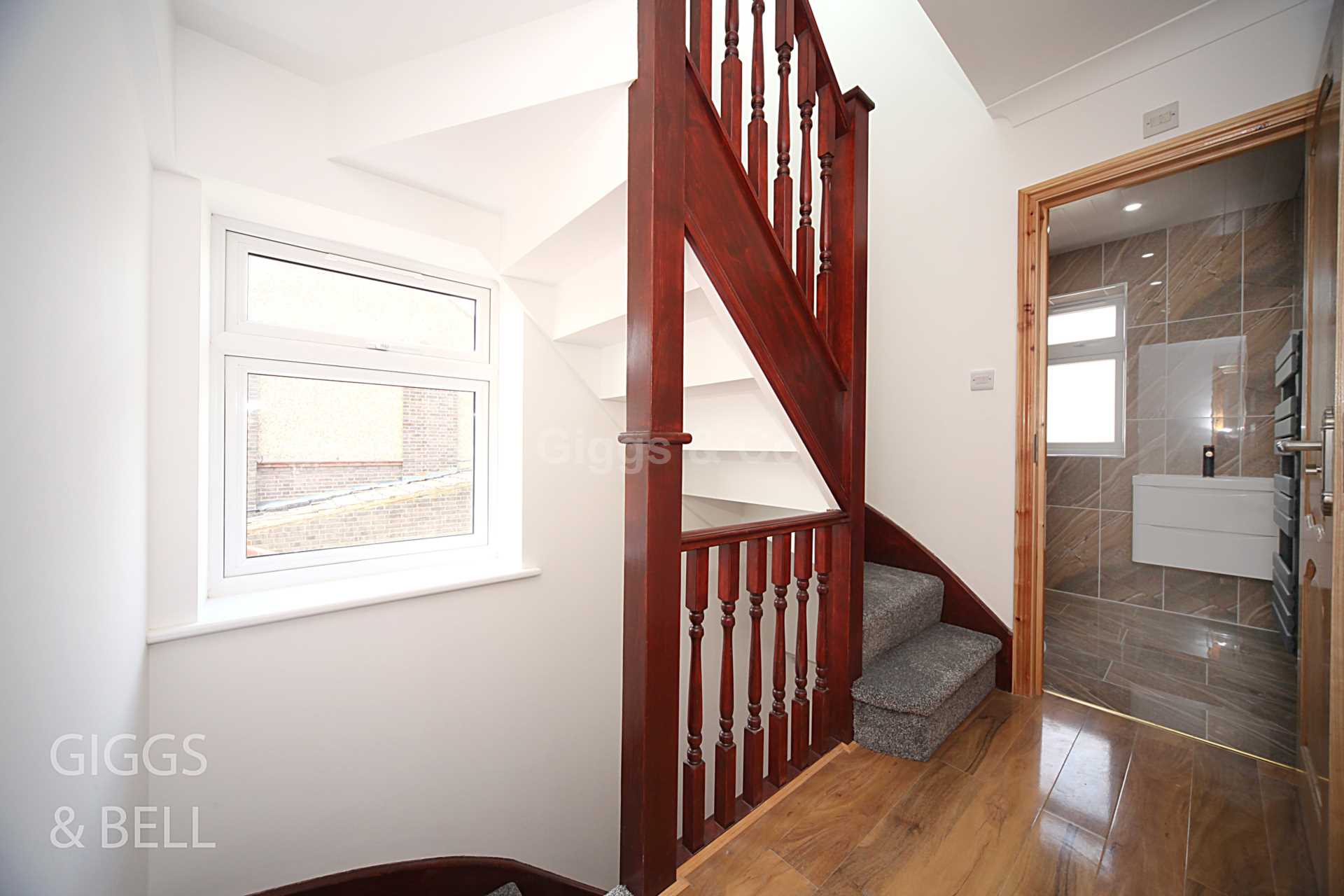 4 bed detached house to rent in St Michaels Crescent, Luton  - Property Image 9