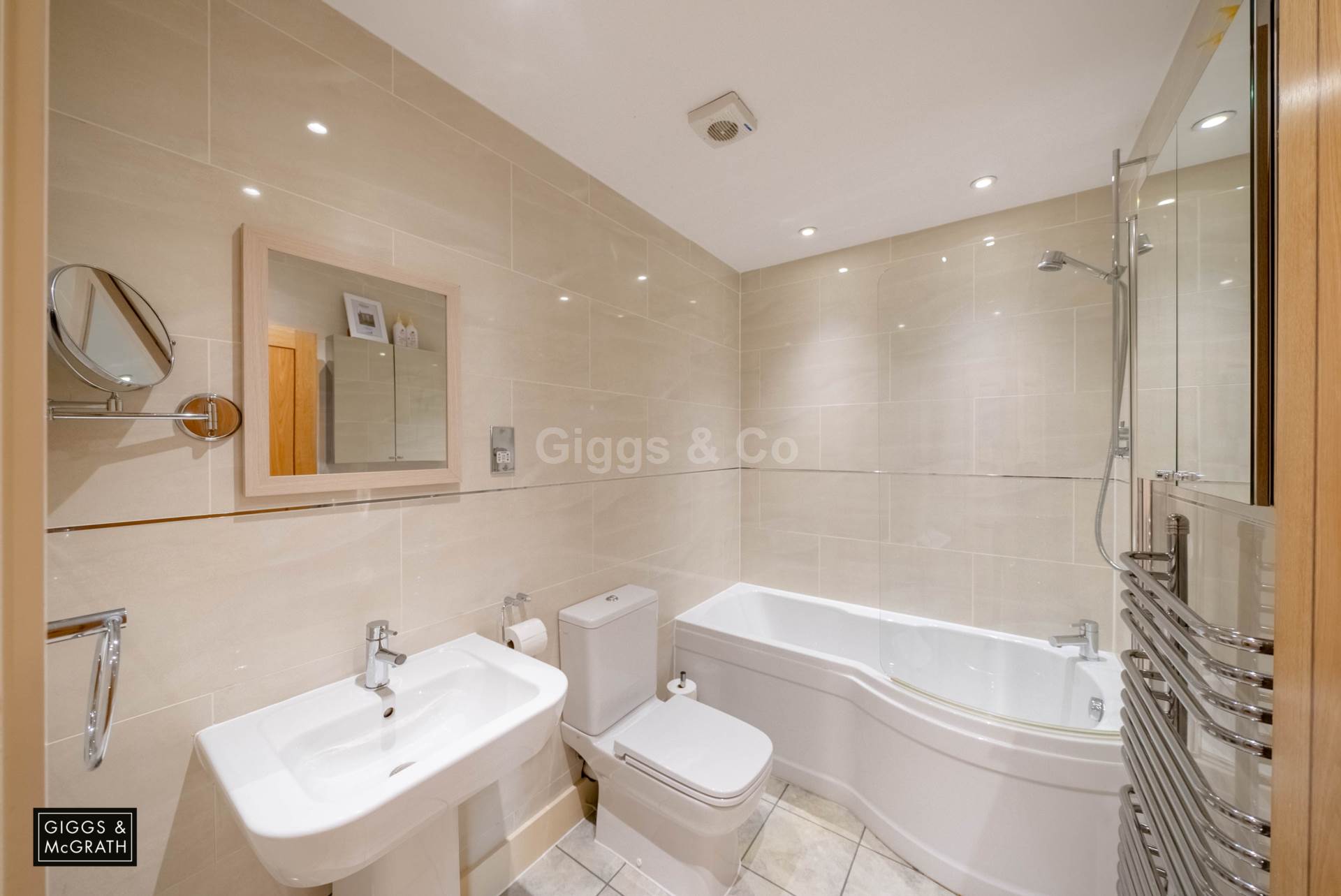 3 bed penthouse to rent in The Hurdles, Huntingdon  - Property Image 11