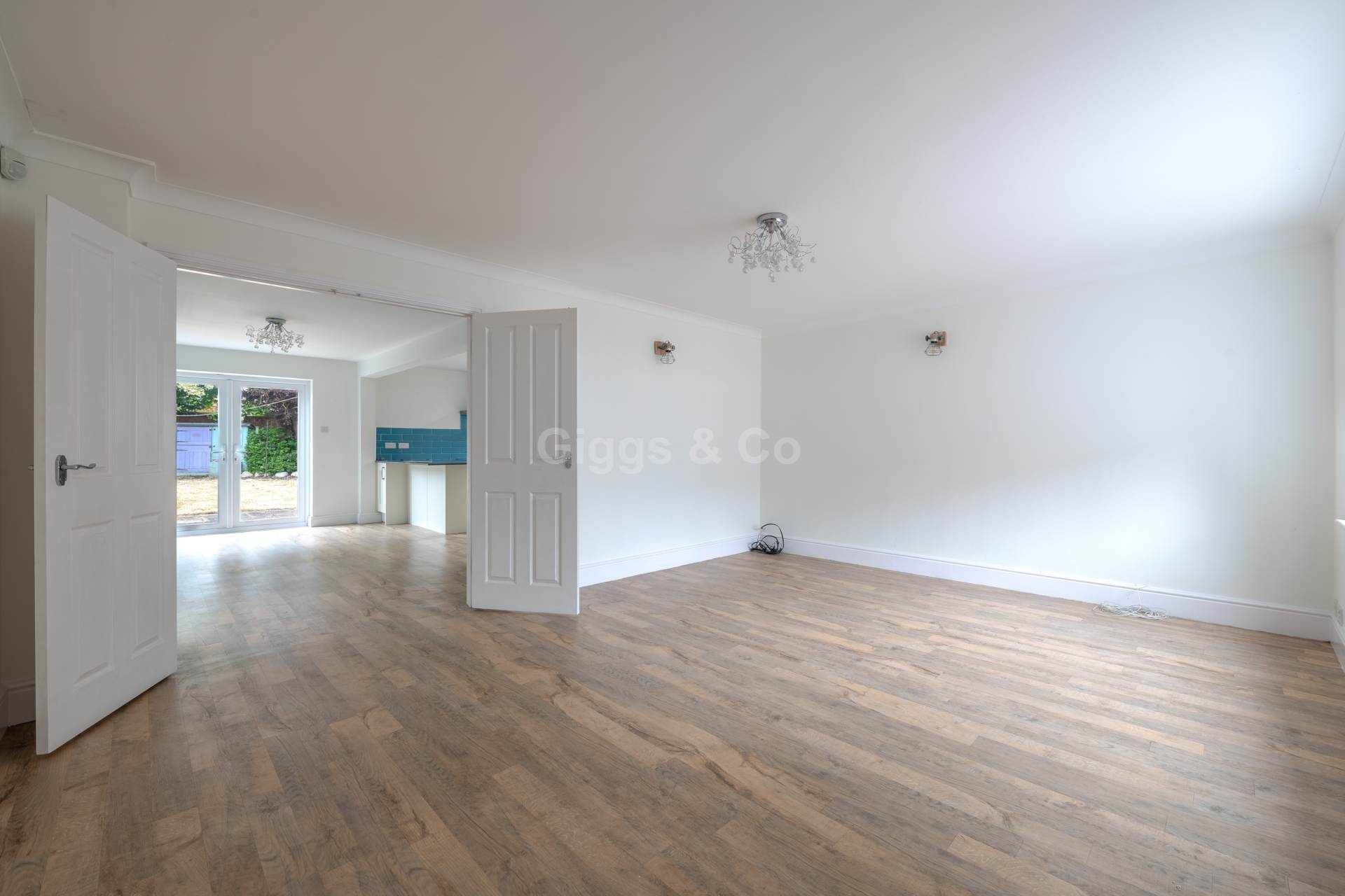 4 bed detached house to rent in Honeydon Avenue, St Neots  - Property Image 2