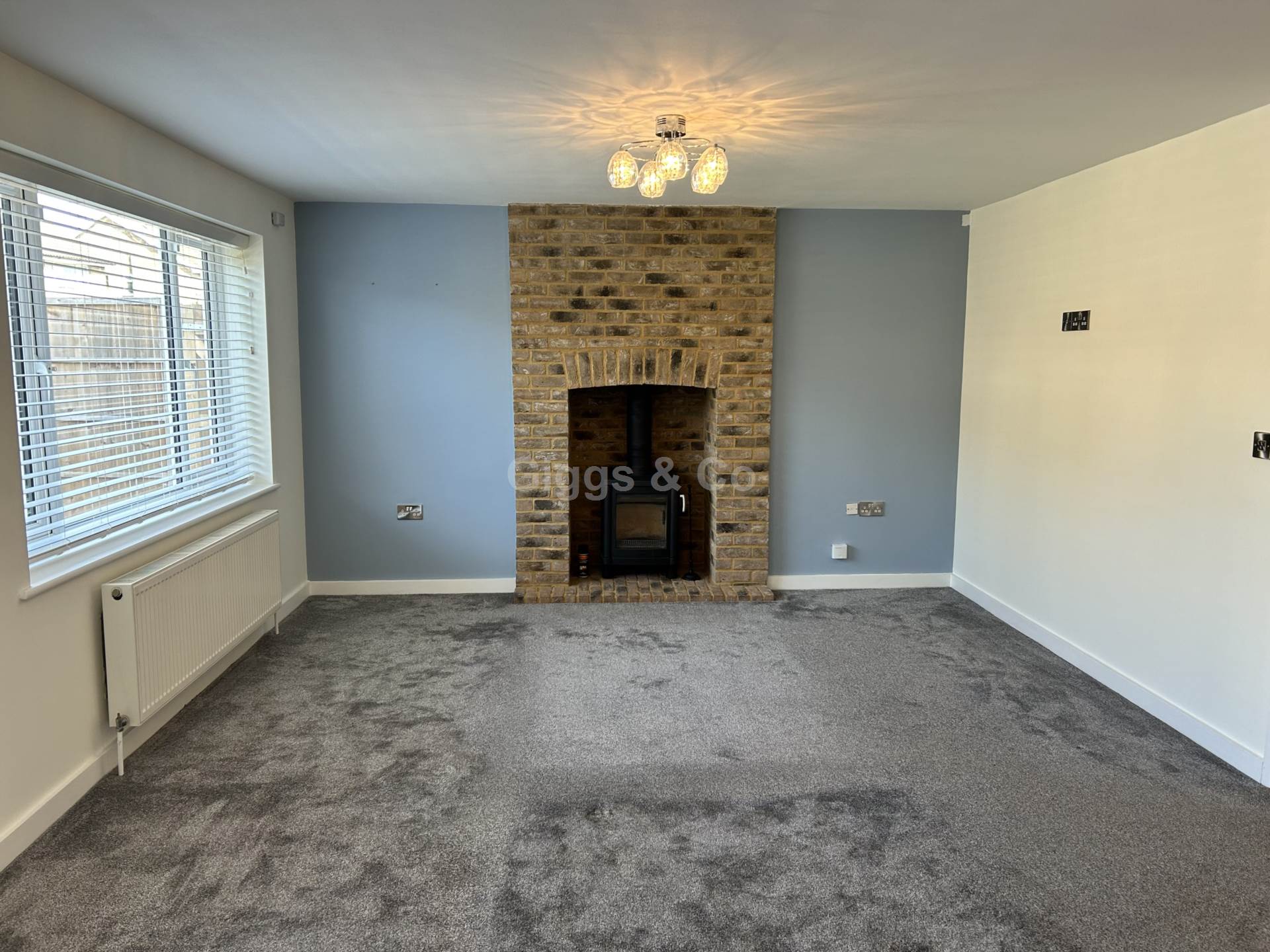 3 bed detached house to rent in Green End Road, St Neots 5