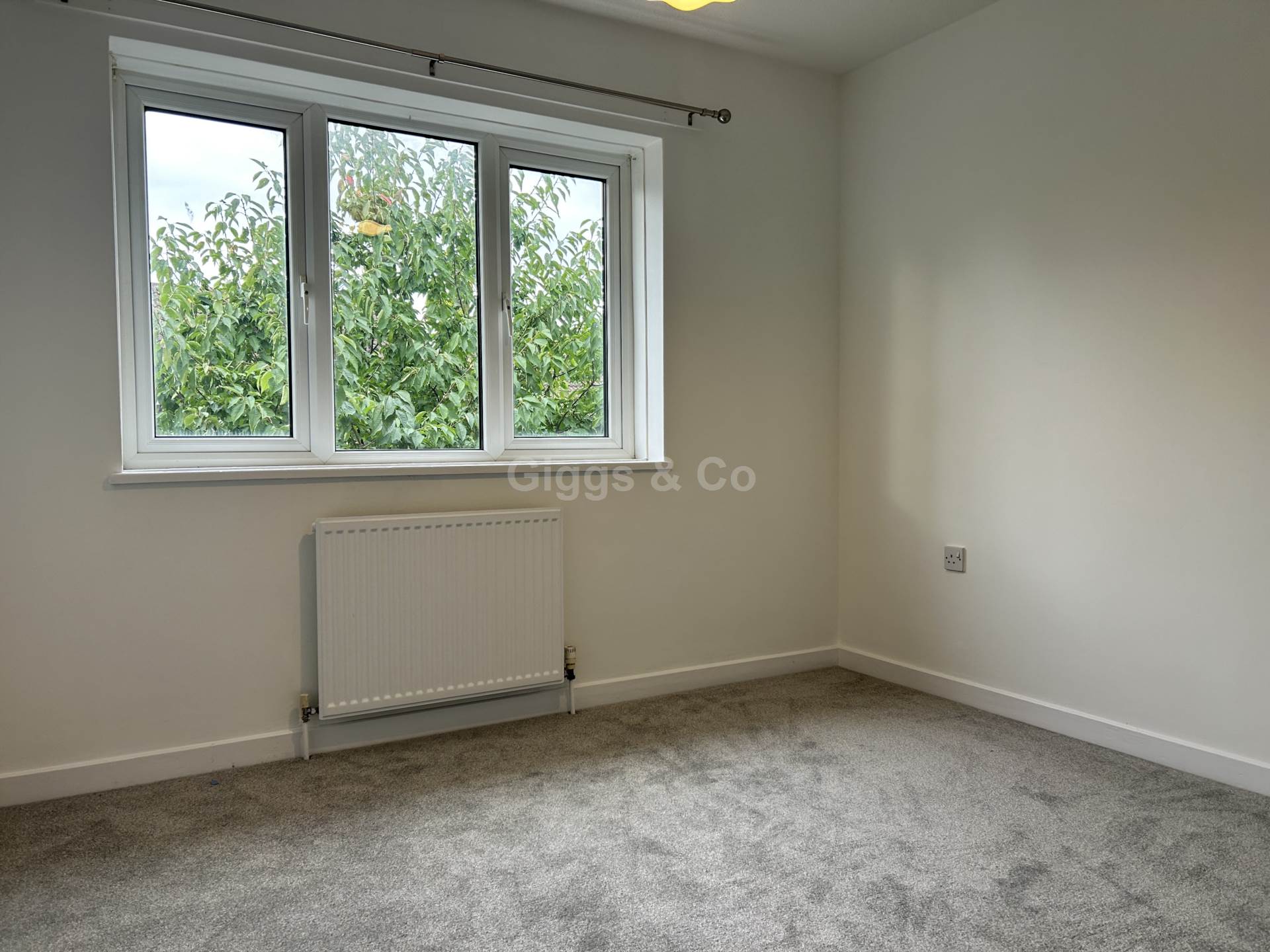 3 bed terraced house to rent in Monarch Road, St Neots  - Property Image 9