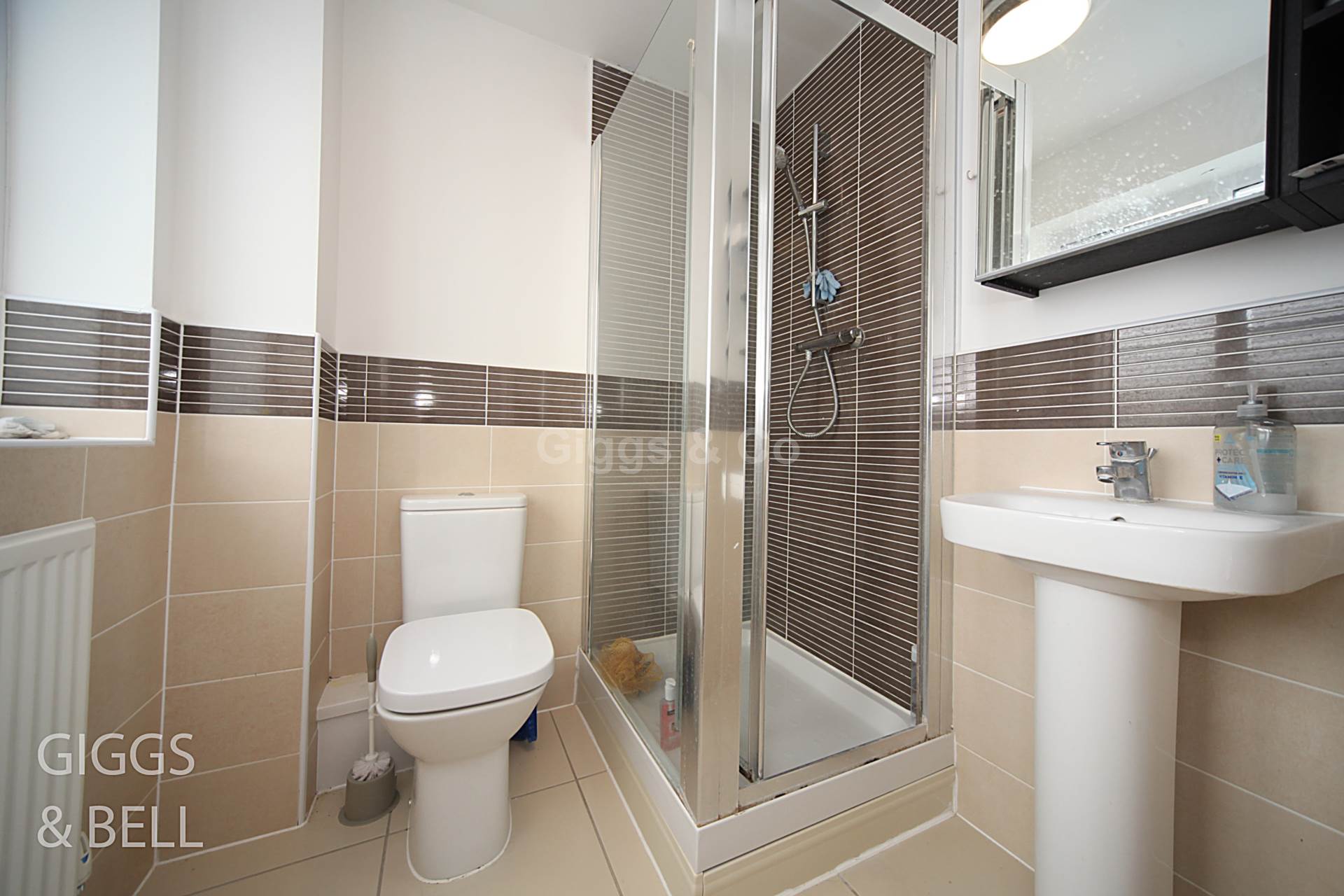 3 bed semi-detached house to rent in Verde Close, Luton  - Property Image 14