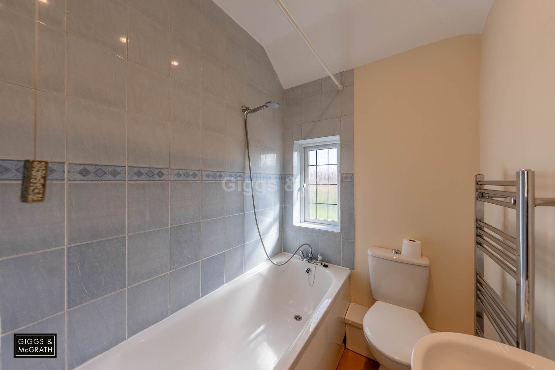 2 bed semi-detached house to rent in Ermine Street, Huntingdon  - Property Image 8