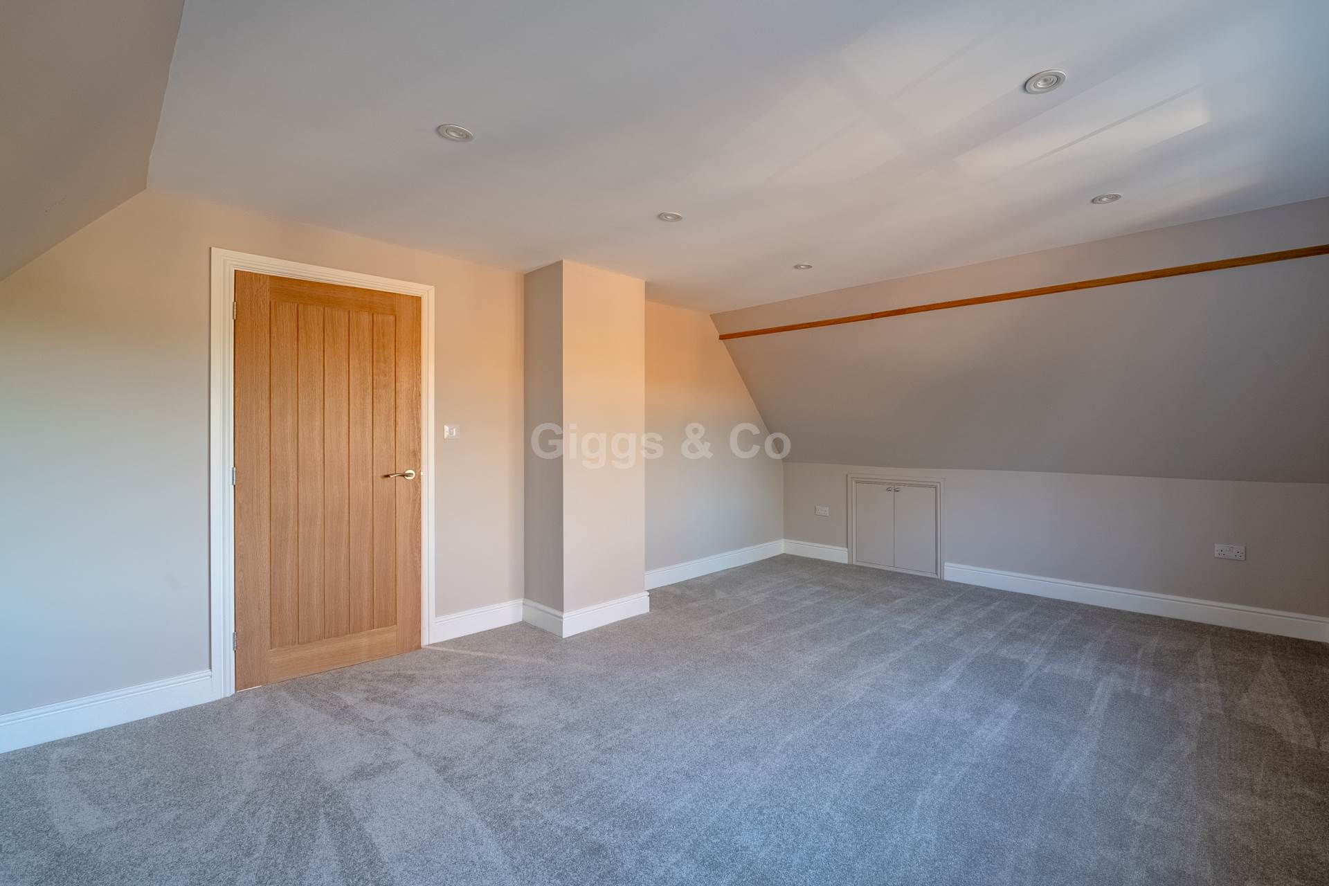 4 bed detached house to rent in Houghton Hill, Huntingdon  - Property Image 26