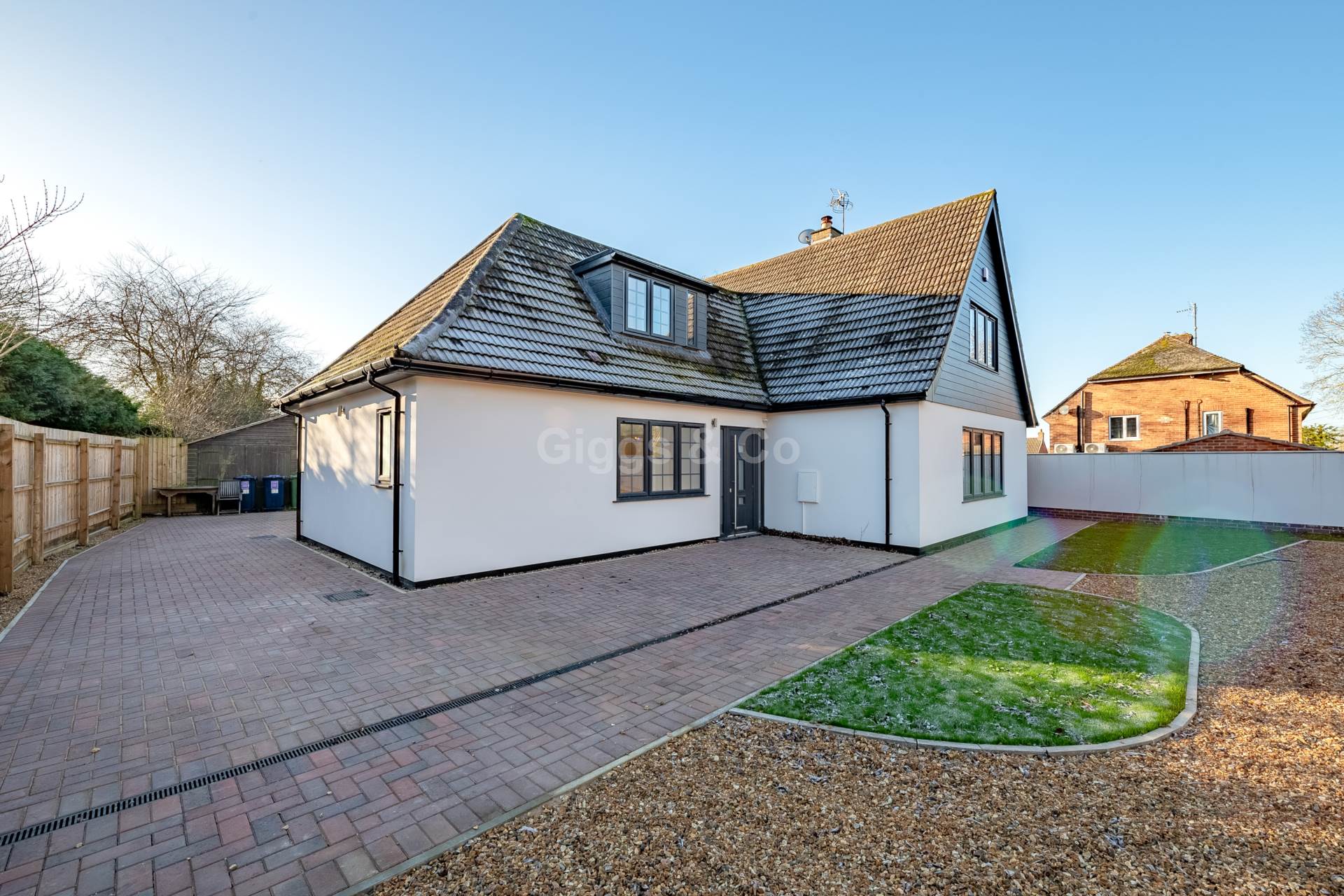 4 bed detached house to rent in Houghton Hill, Huntingdon 40