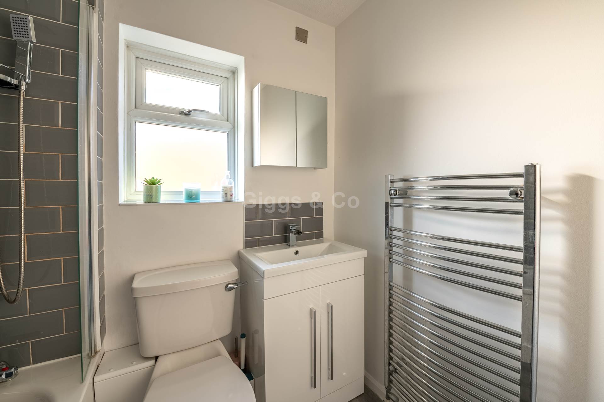 2 bed terraced house to rent in Meadowsweet, St Neots  - Property Image 10