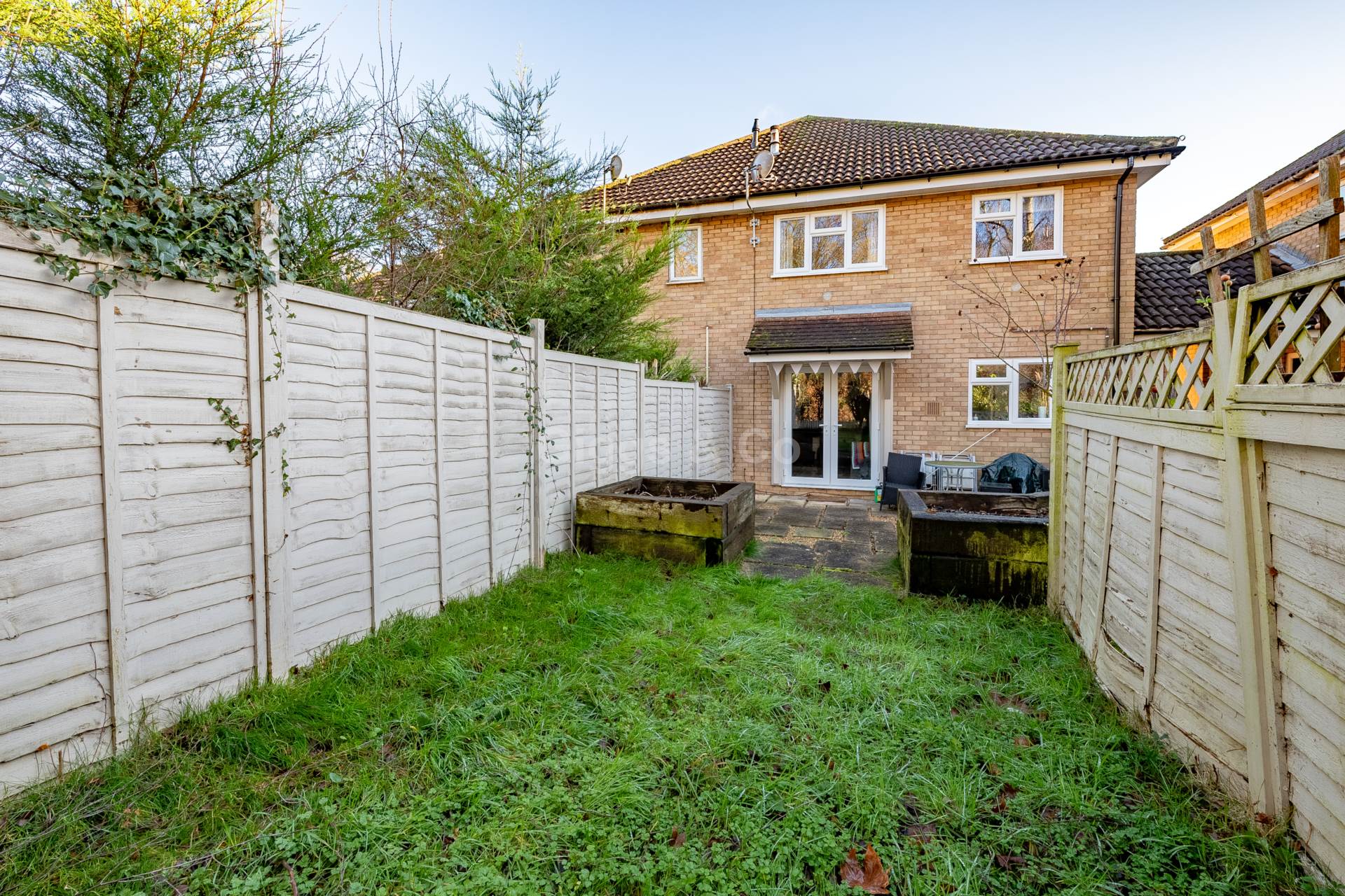 2 bed terraced house to rent in Meadowsweet, St Neots 11