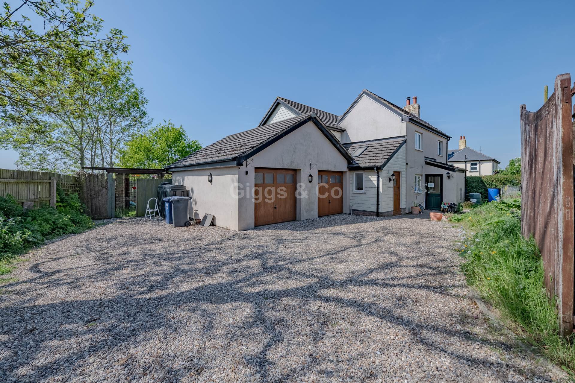 4 bed detached house to rent in Lowndes Drove, St Ives, PE27