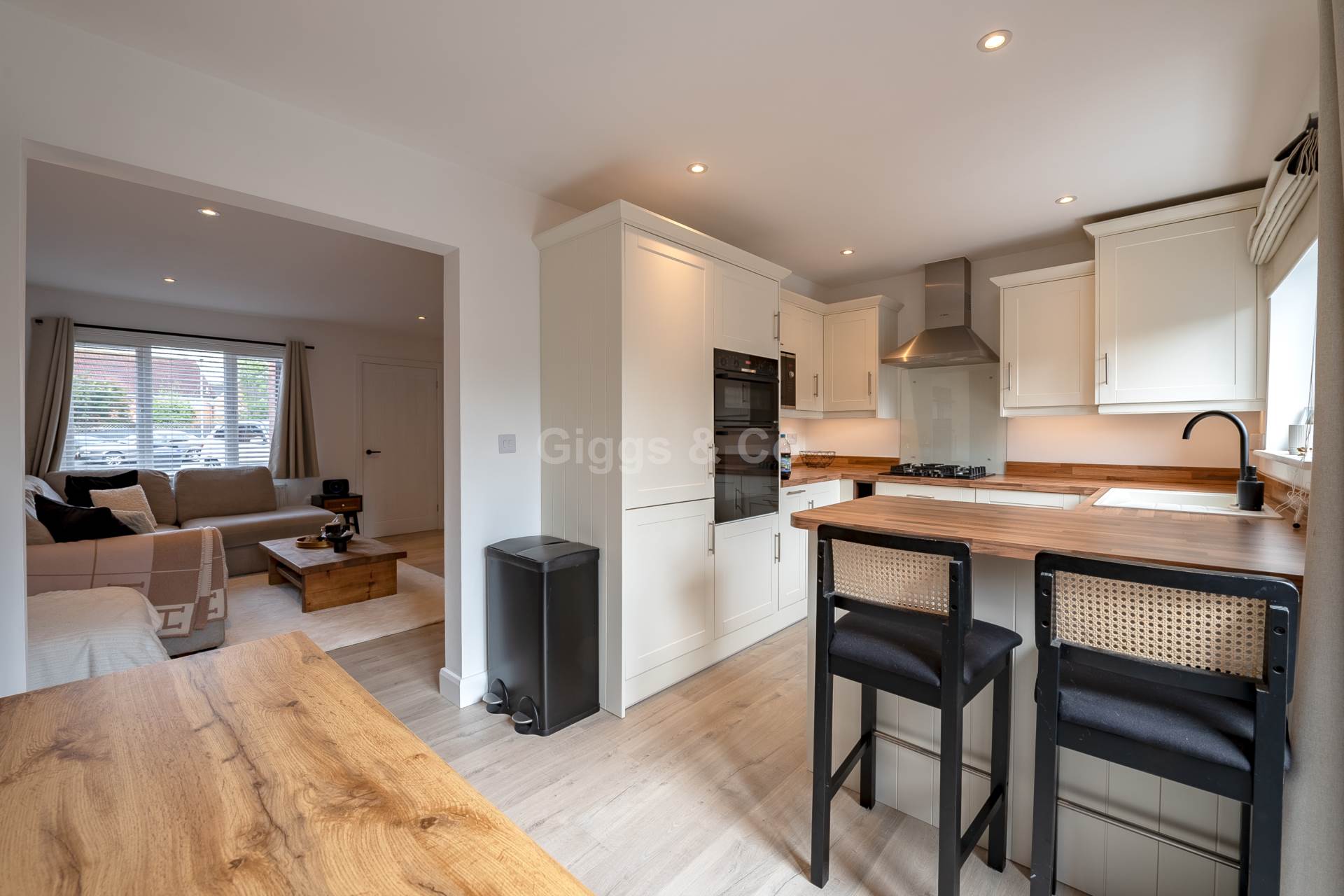 3 bed end of terrace house to rent in Farmers Close, Northampton  - Property Image 9