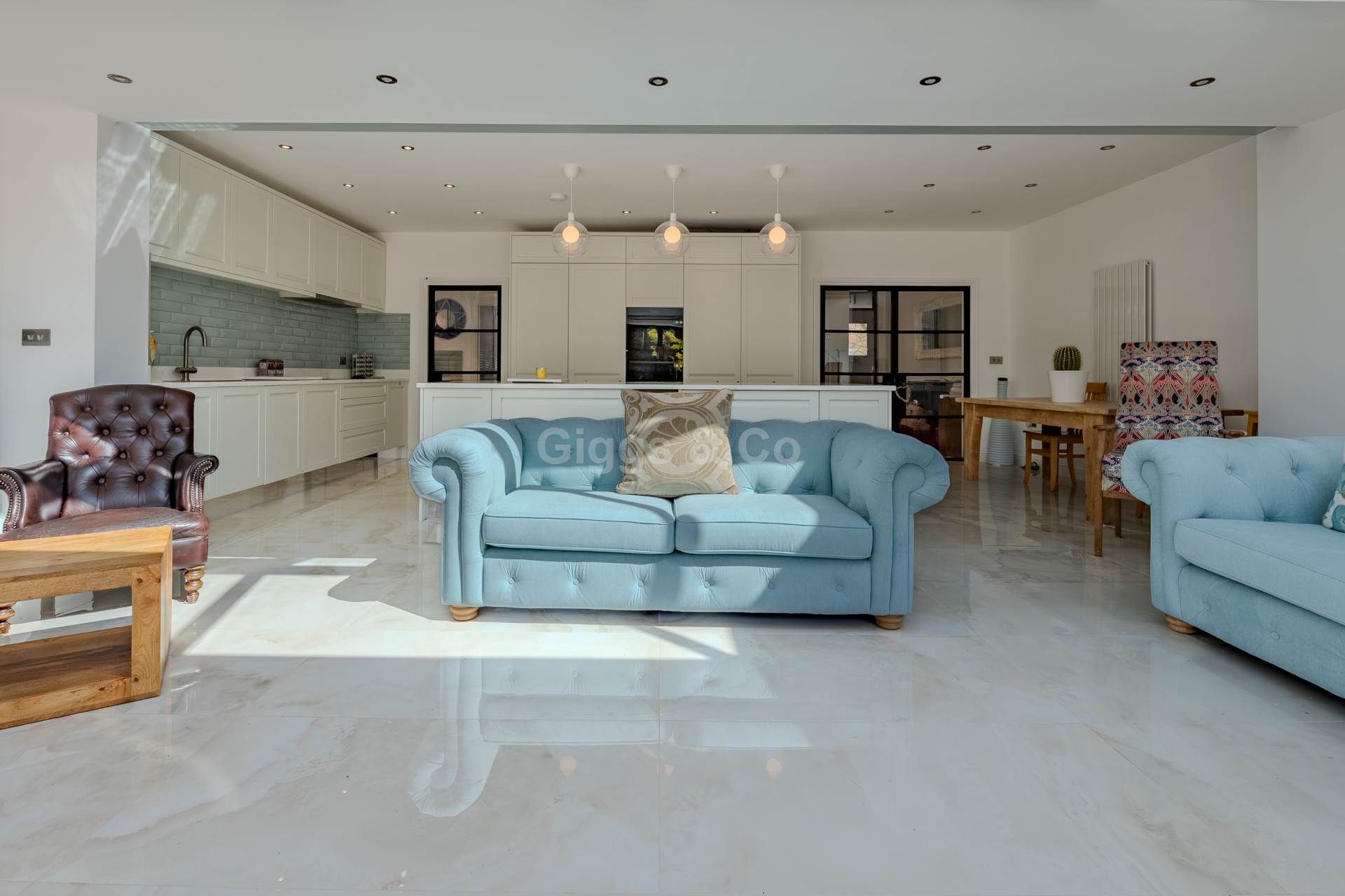 4 bed semi-detached house to rent in Avenue Road, St Neots  - Property Image 9
