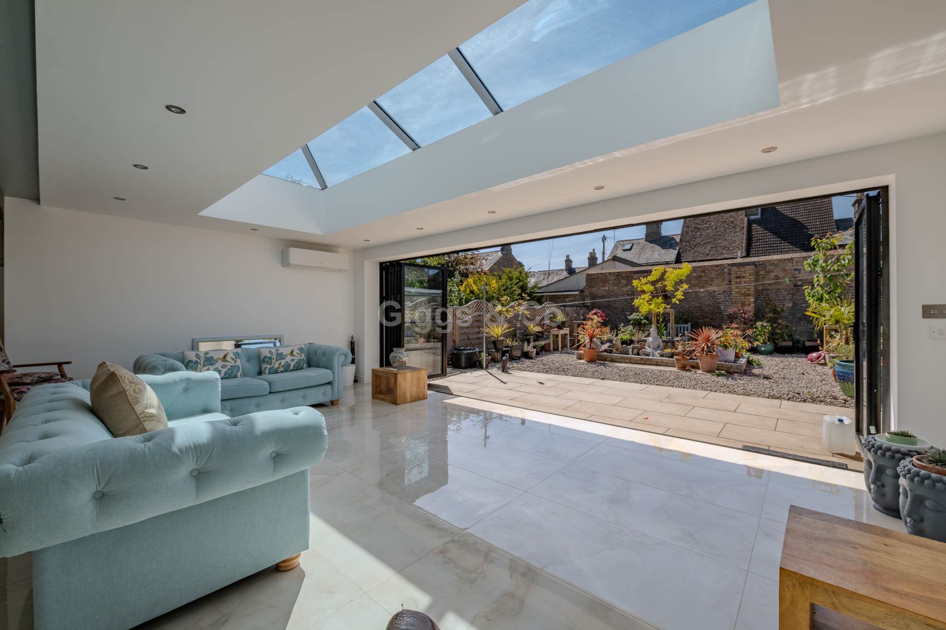 4 bed semi-detached house to rent in Avenue Road, St Neots  - Property Image 11
