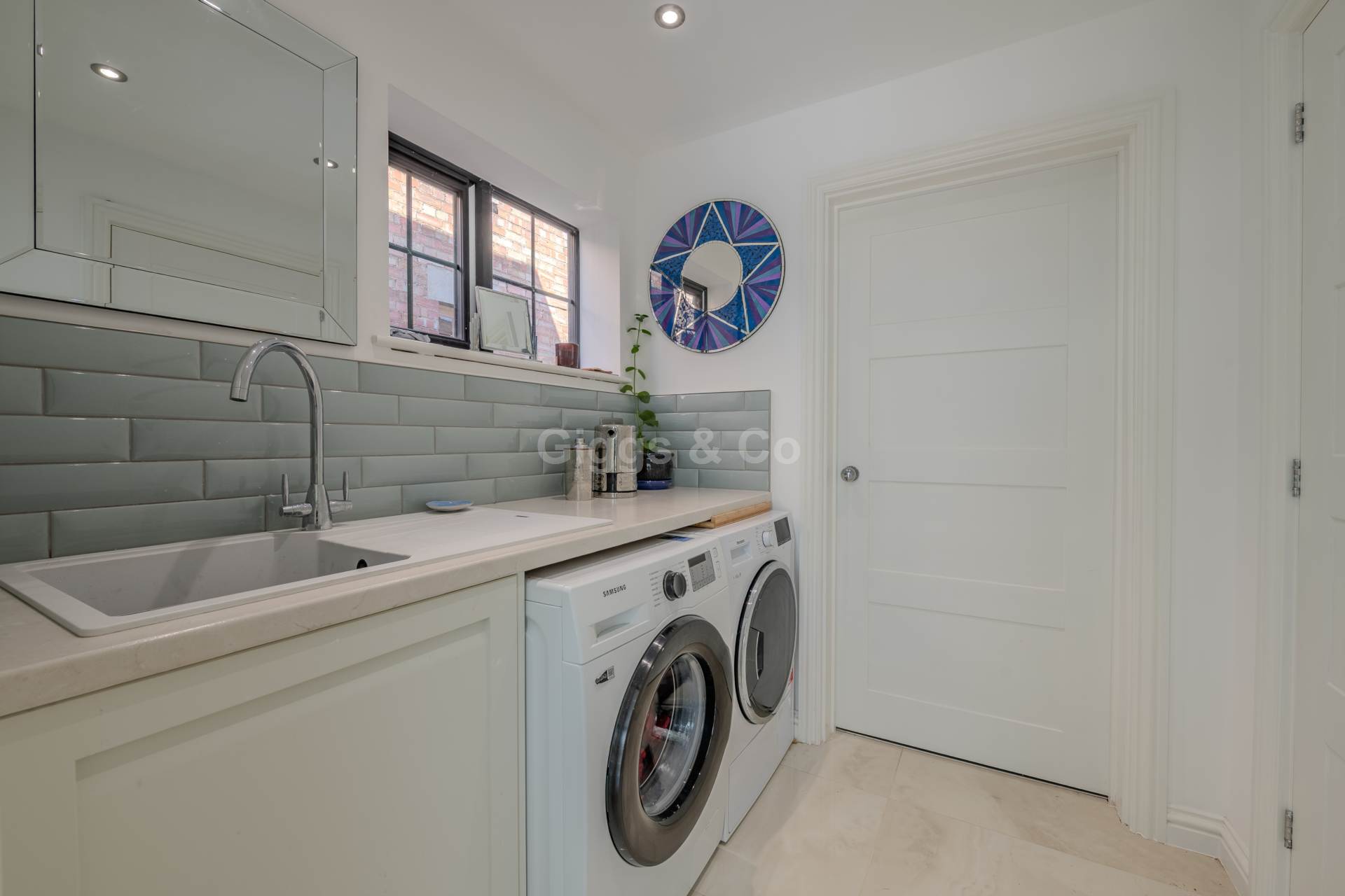 4 bed semi-detached house to rent in Avenue Road, St Neots 12