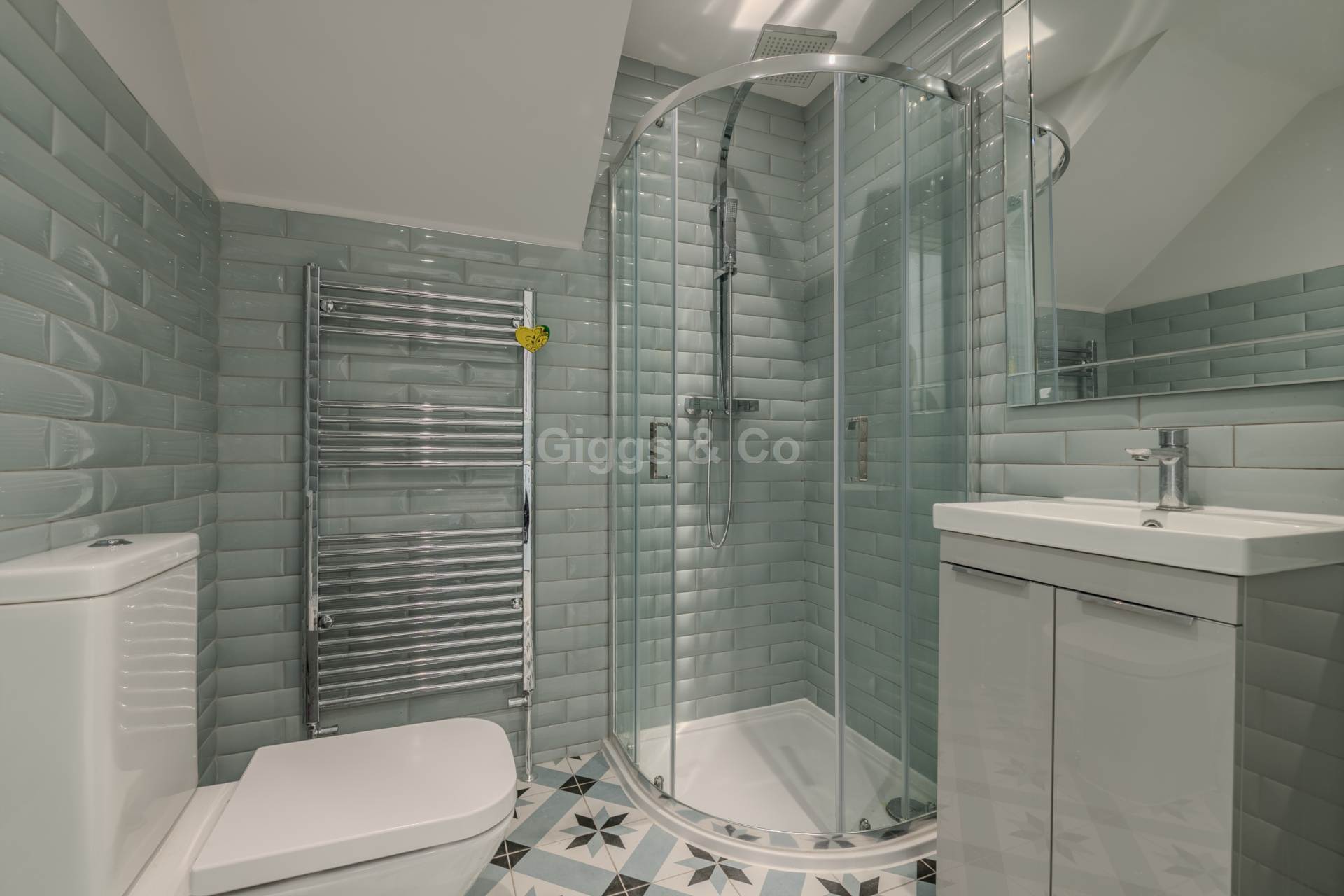 4 bed semi-detached house to rent in Avenue Road, St Neots  - Property Image 18