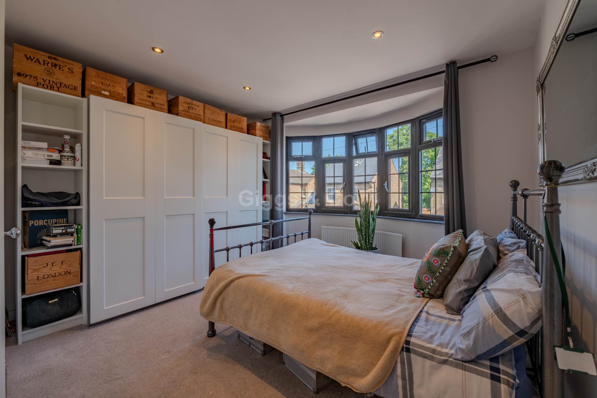 4 bed semi-detached house to rent in Avenue Road, St Neots 19