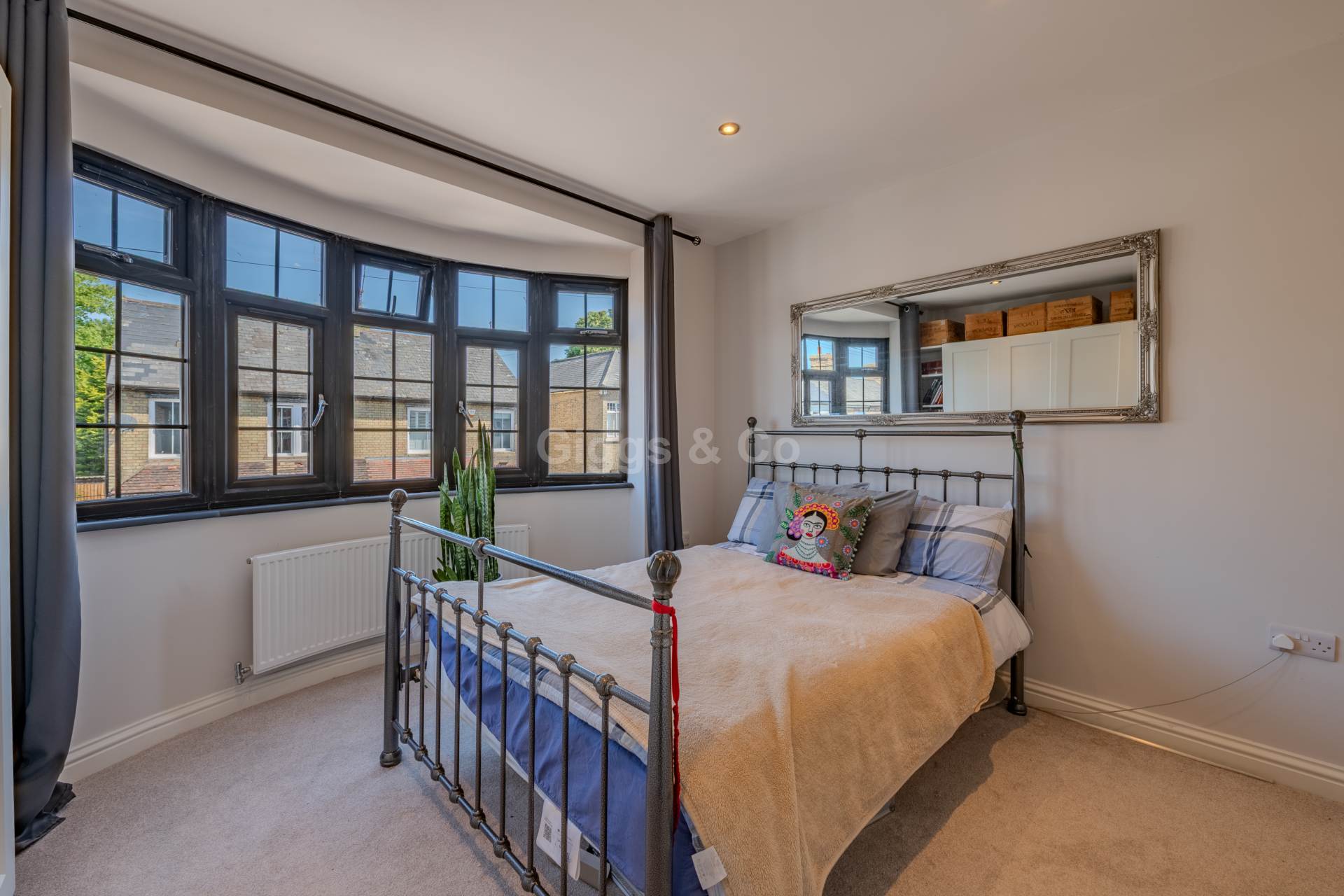 4 bed semi-detached house to rent in Avenue Road, St Neots  - Property Image 21