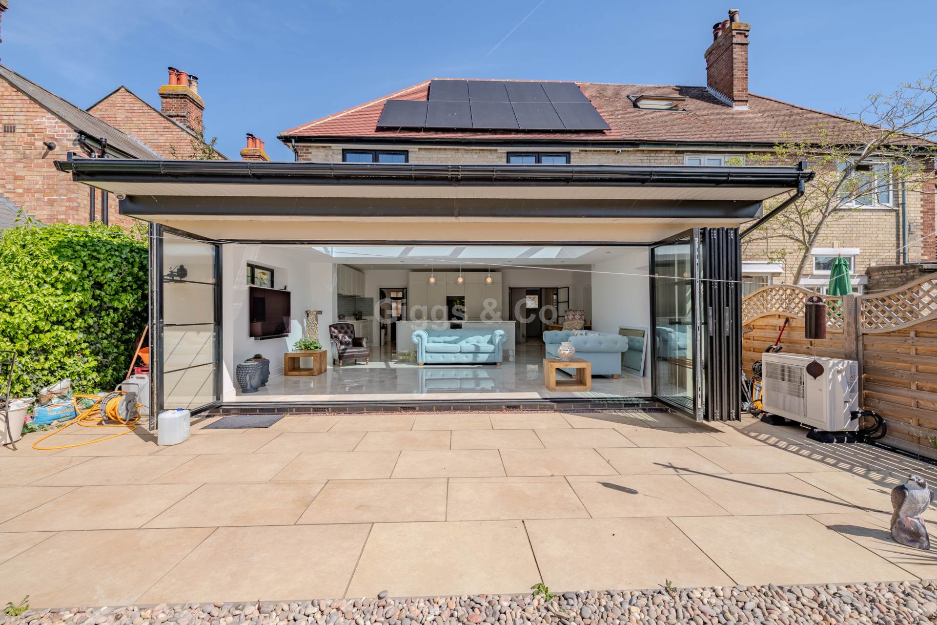 4 bed semi-detached house to rent in Avenue Road, St Neots 27