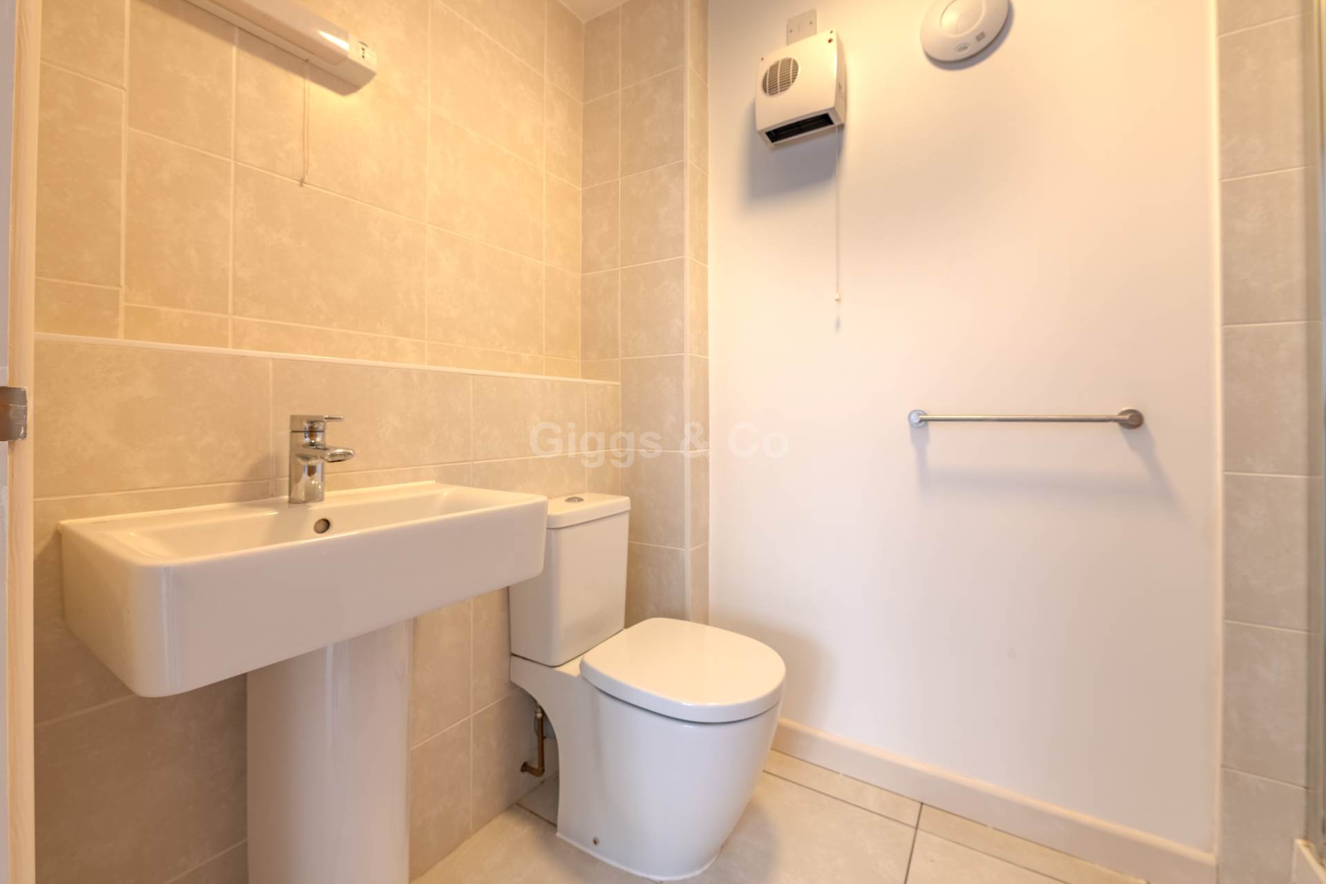 1 bed mews house to rent in High Street, St Neots  - Property Image 3