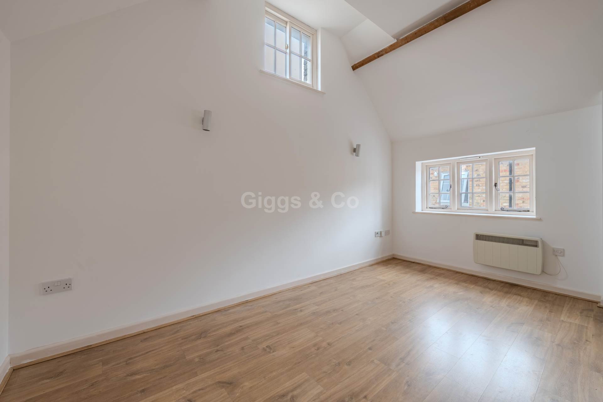 1 bed mews house to rent in High Street, St Neots 5