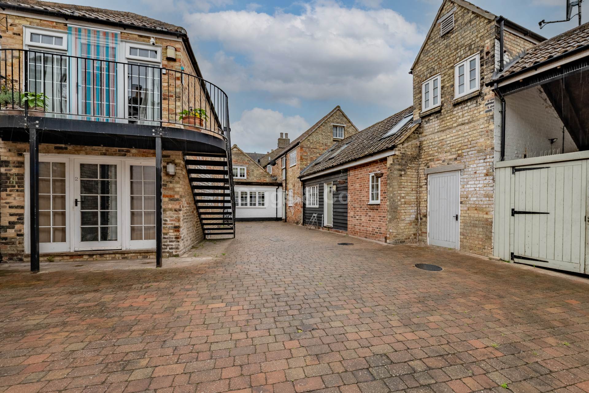 1 bed mews house to rent in High Street, St Neots 7