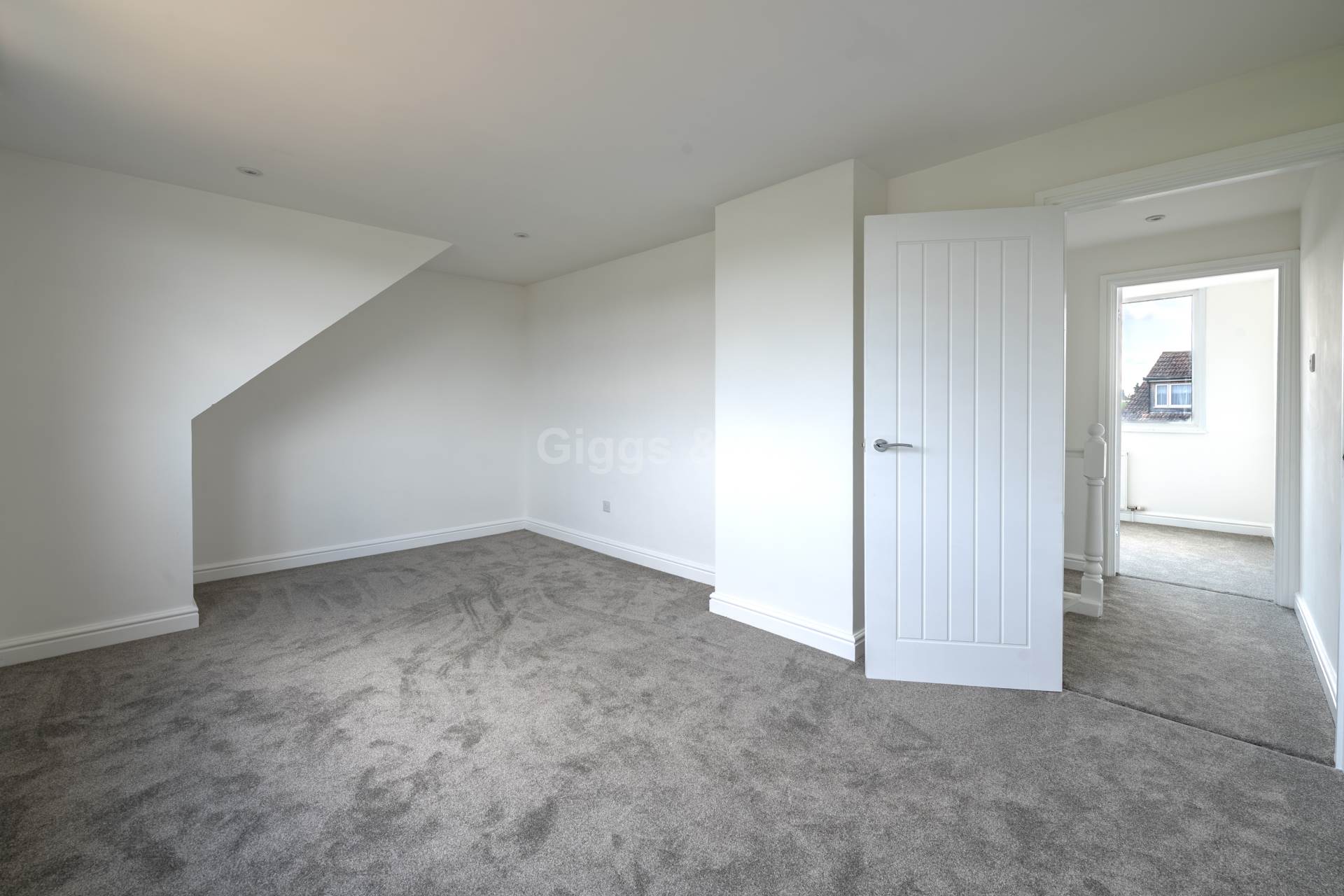 4 bed semi-detached house to rent in Orchard Close, St Neots  - Property Image 13