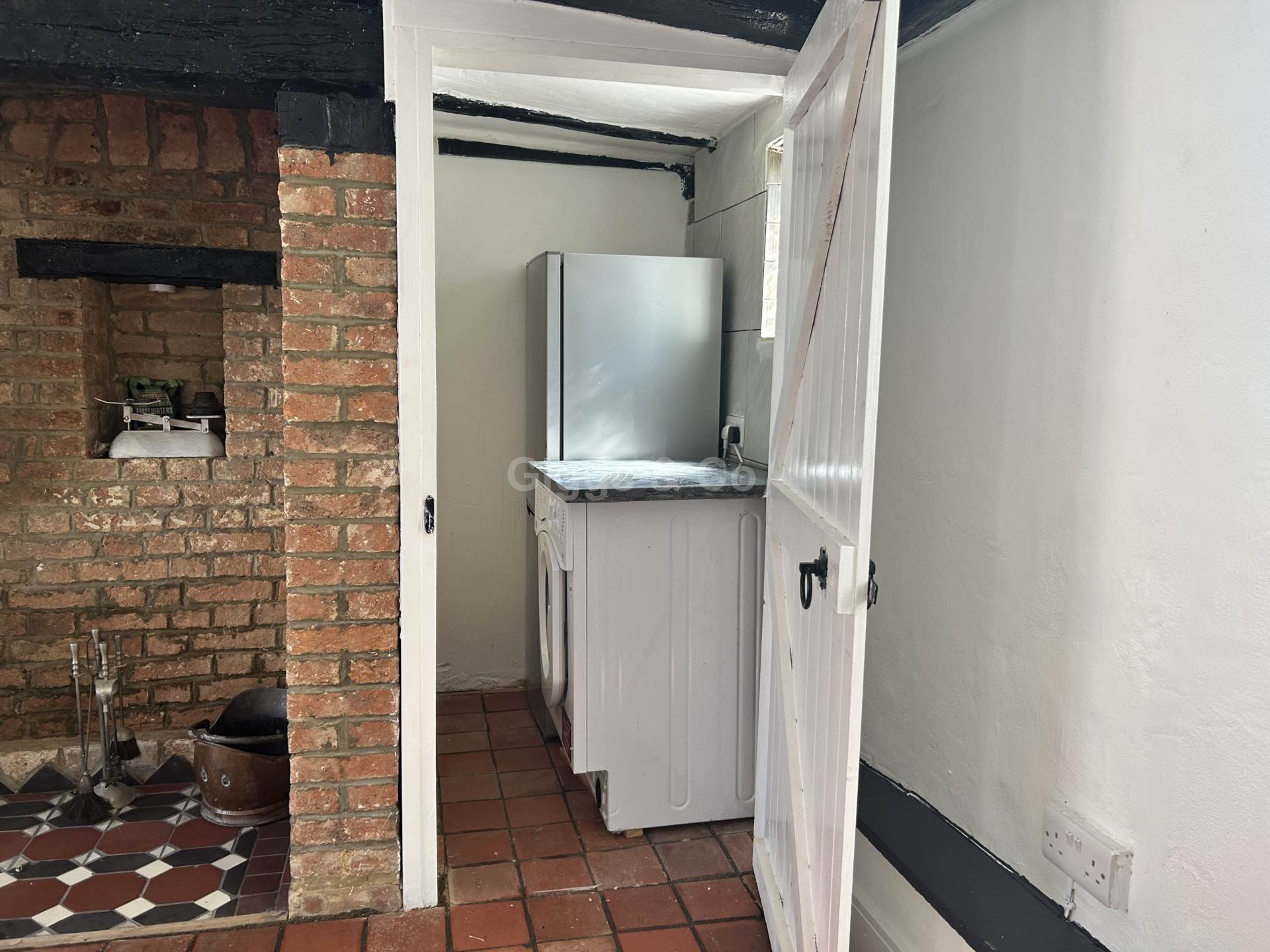 1 bed terraced house to rent in High Street, Huntingdon  - Property Image 3