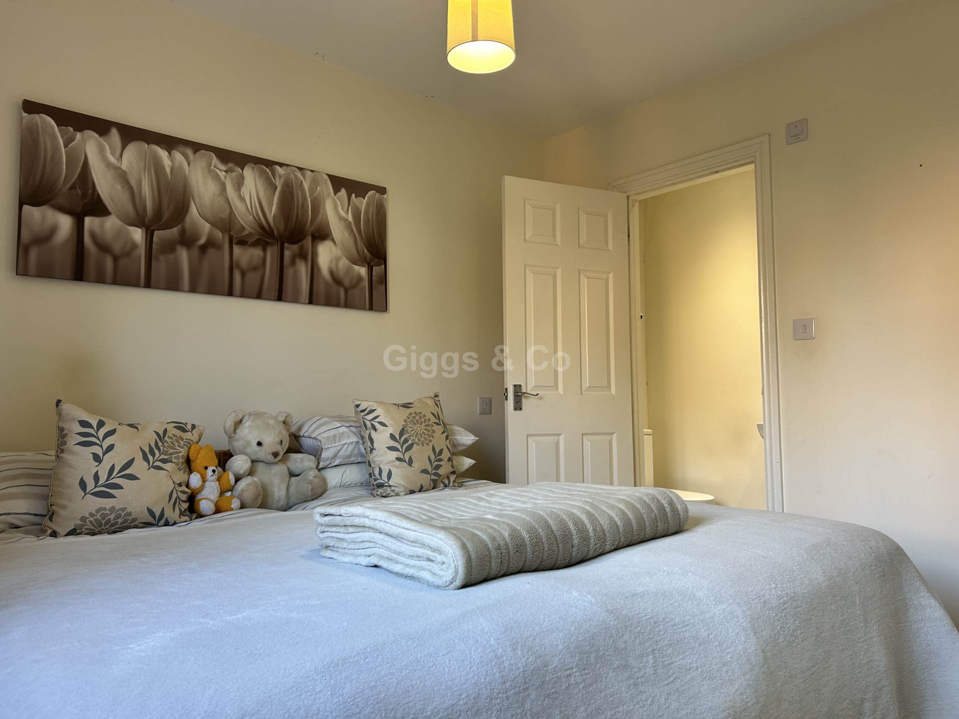 2 bed detached house to rent in London Lane, St Neots  - Property Image 4