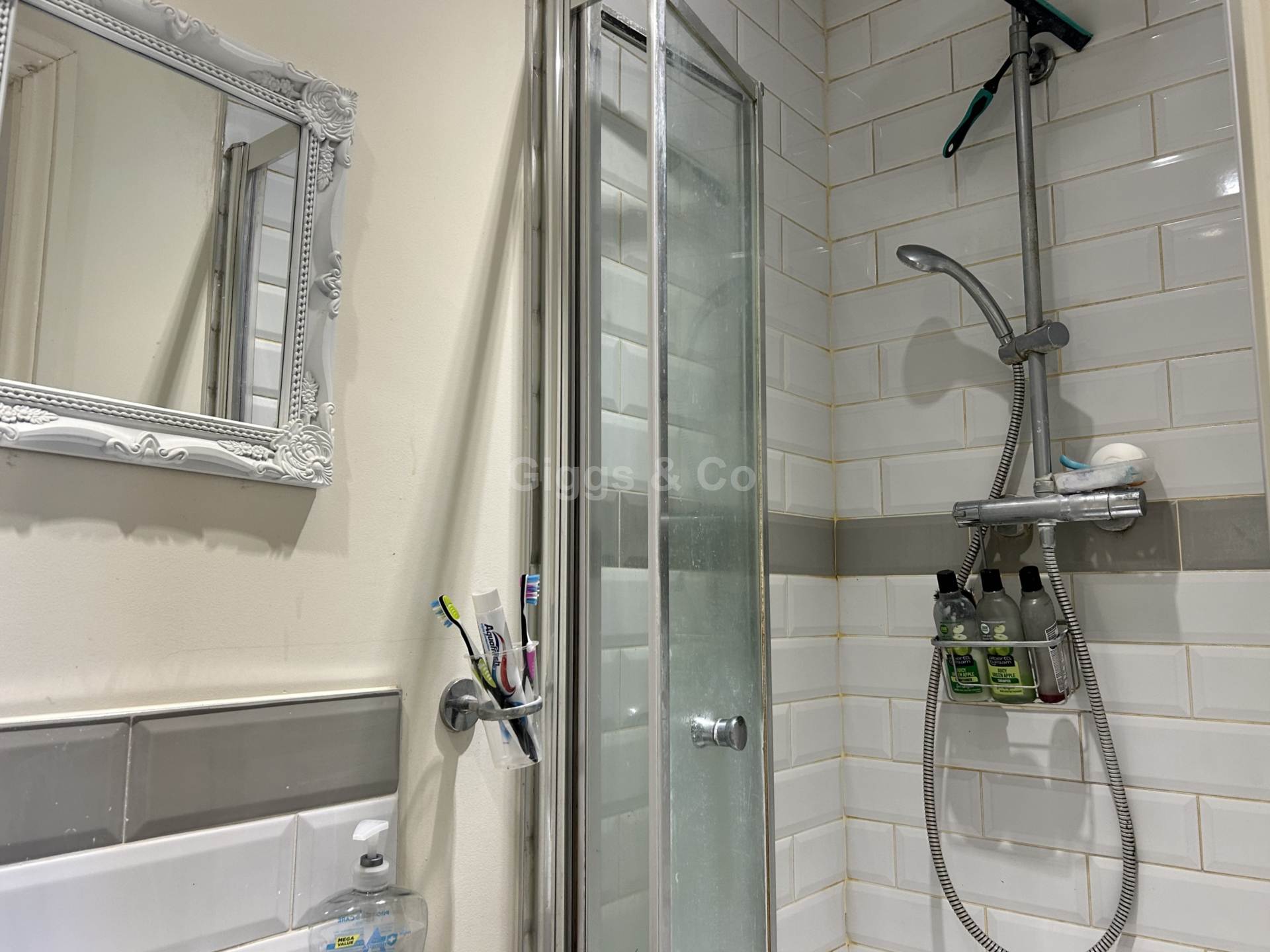 2 bed detached house to rent in London Lane, St Neots 4