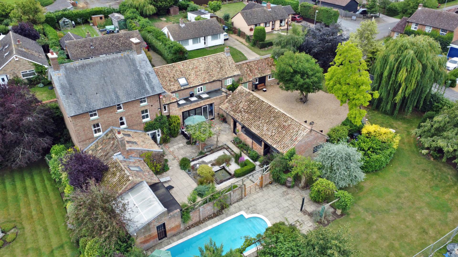 7 bed detached house to rent in Mill Road, Huntingdon 24