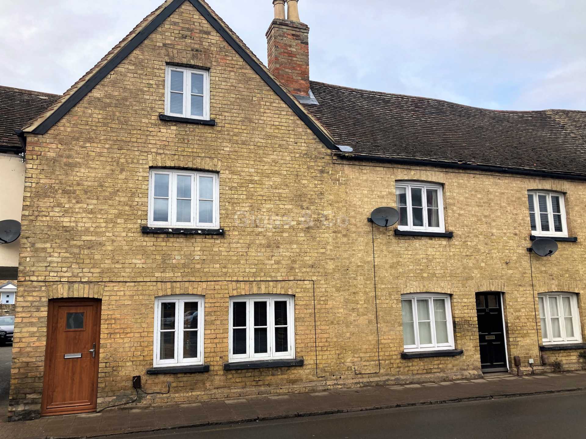 2 bed end of terrace house to rent in St Marys Street, St Neots 0