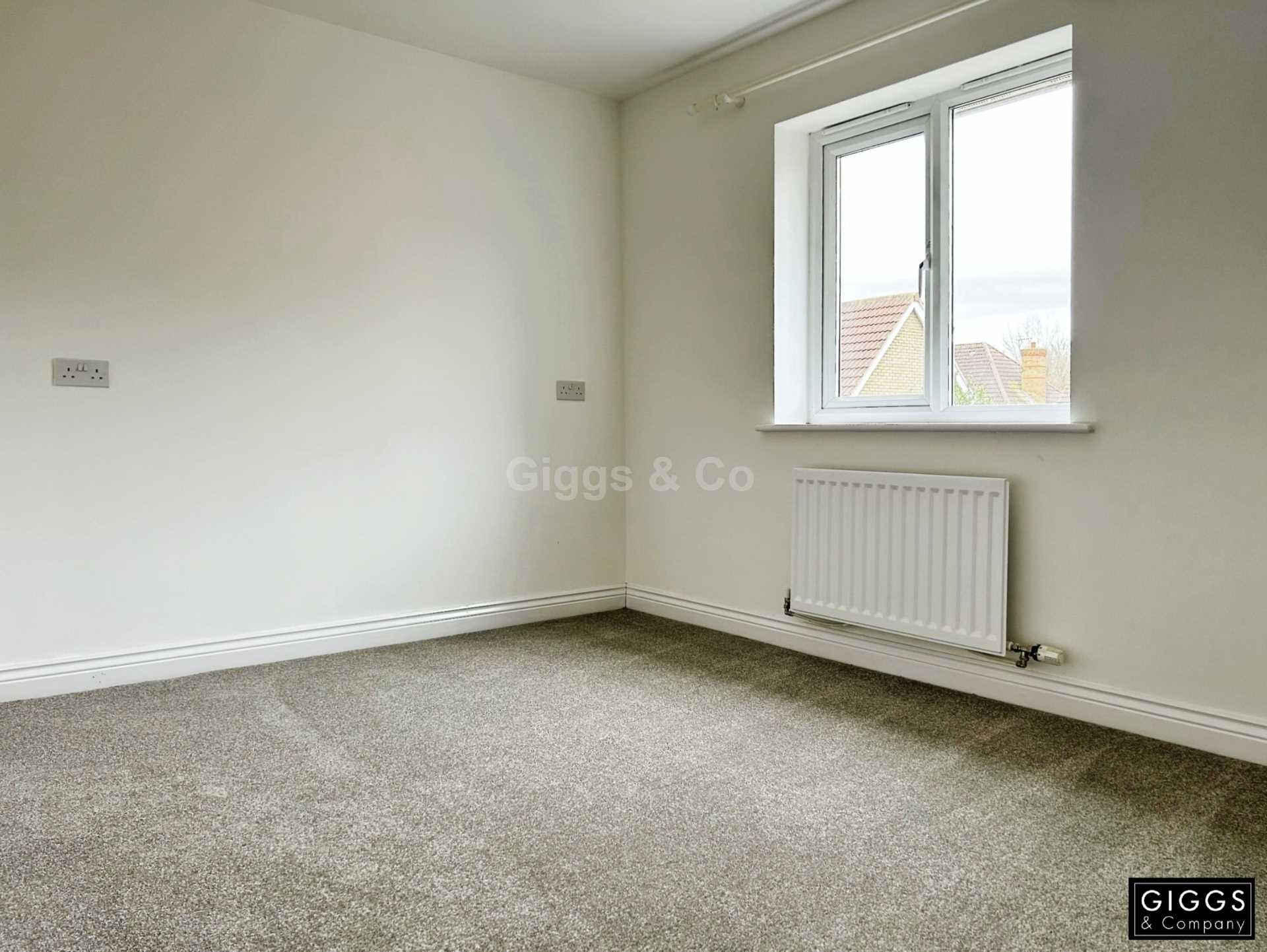 3 bed end of terrace house to rent in Cromwell Drive, Huntingdon 10