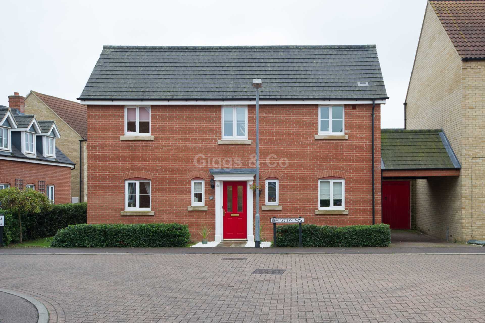 4 bed detached house to rent in Bevington Way, St Neots, PE19