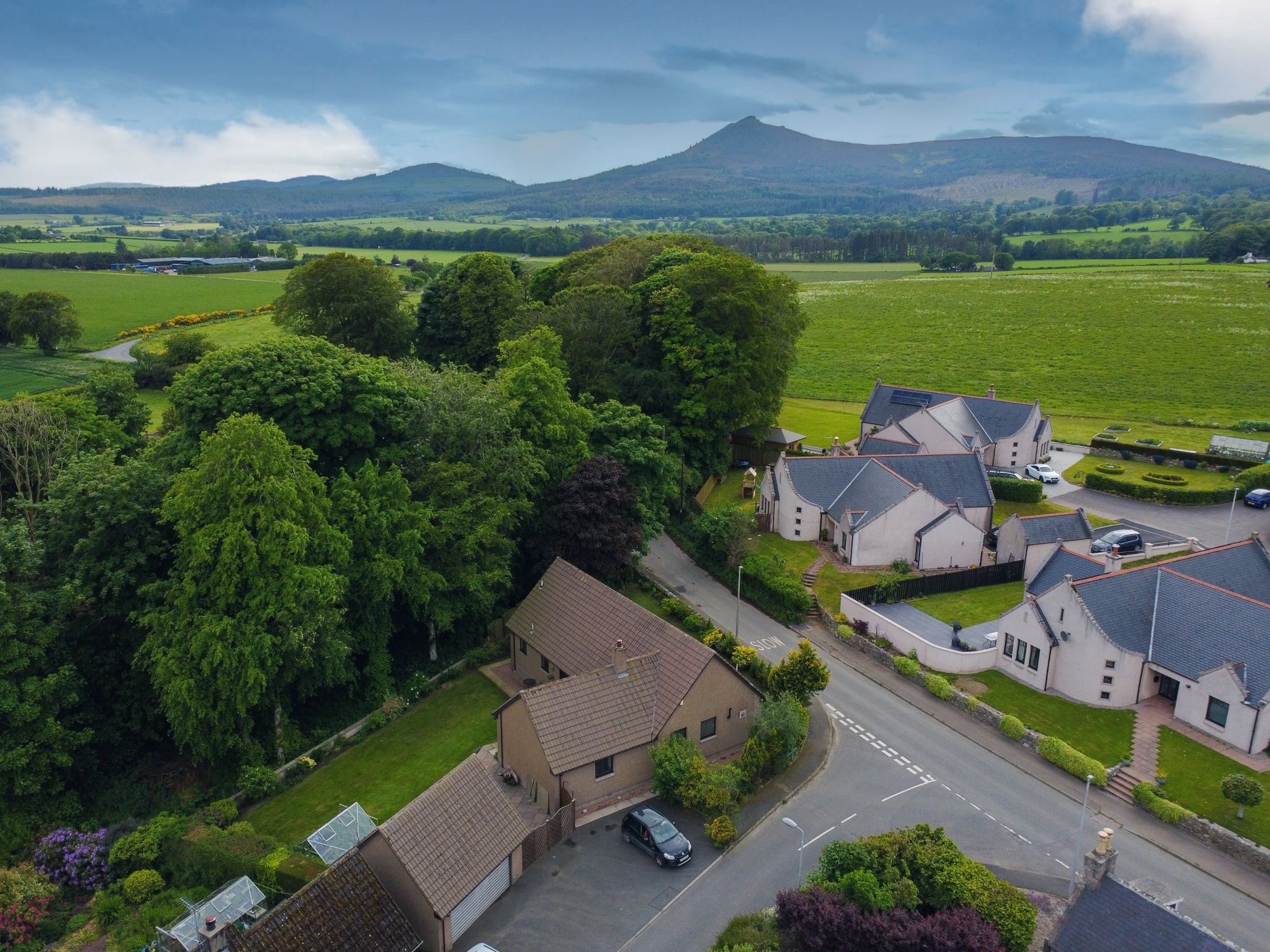 3 bed bungalow for sale in Kirkton Park, Inverurie  - Property Image 1