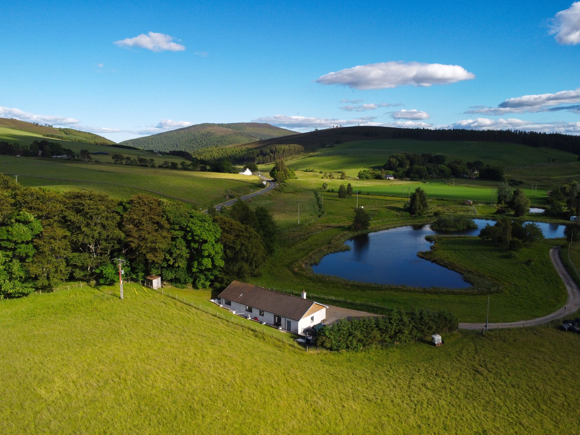 4 bed bungalow for sale in Mossat, Alford  - Property Image 36