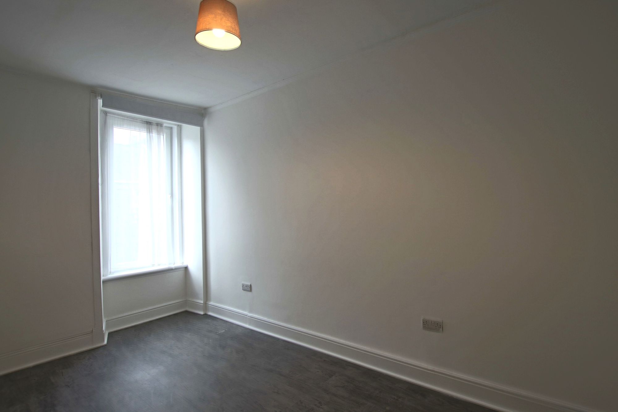 3 bed flat to rent in Park Avenue, Dundee 2