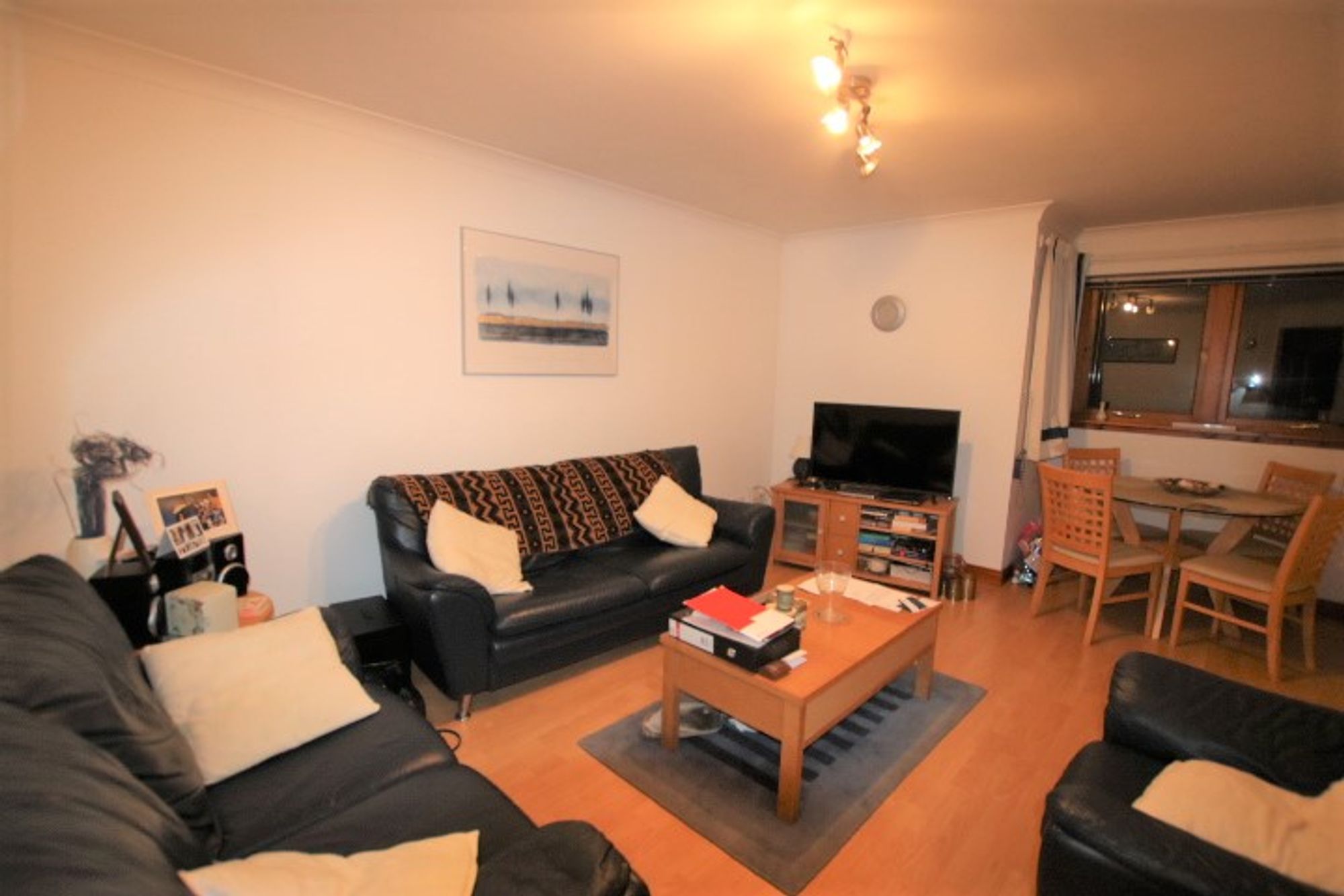 2 bed flat to rent in Gowrie Street, Dundee 1