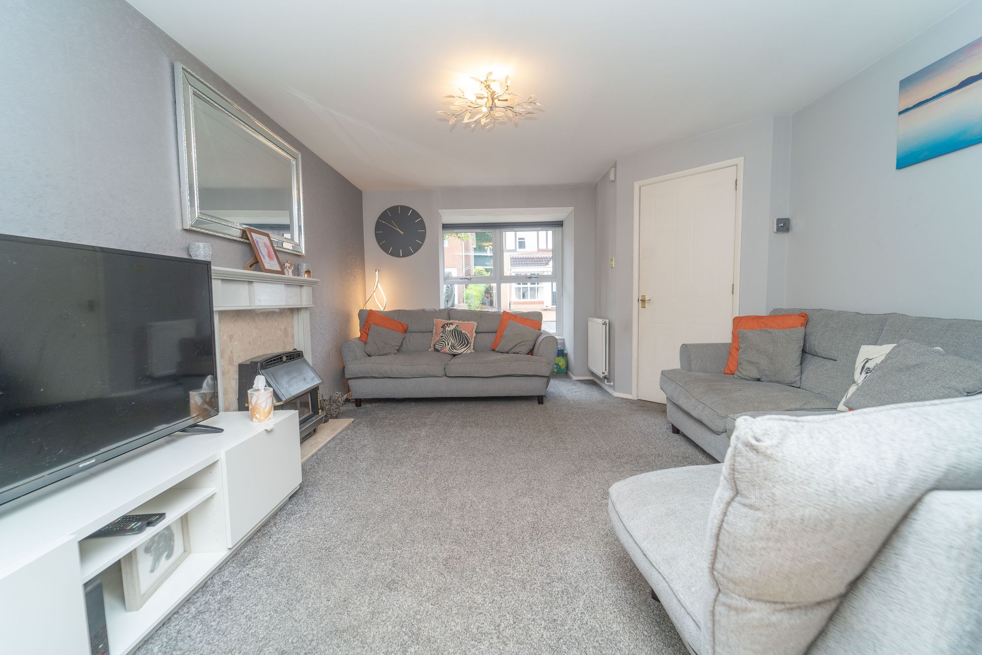 3 bed house for sale in Ossian Drive, Livingston 1