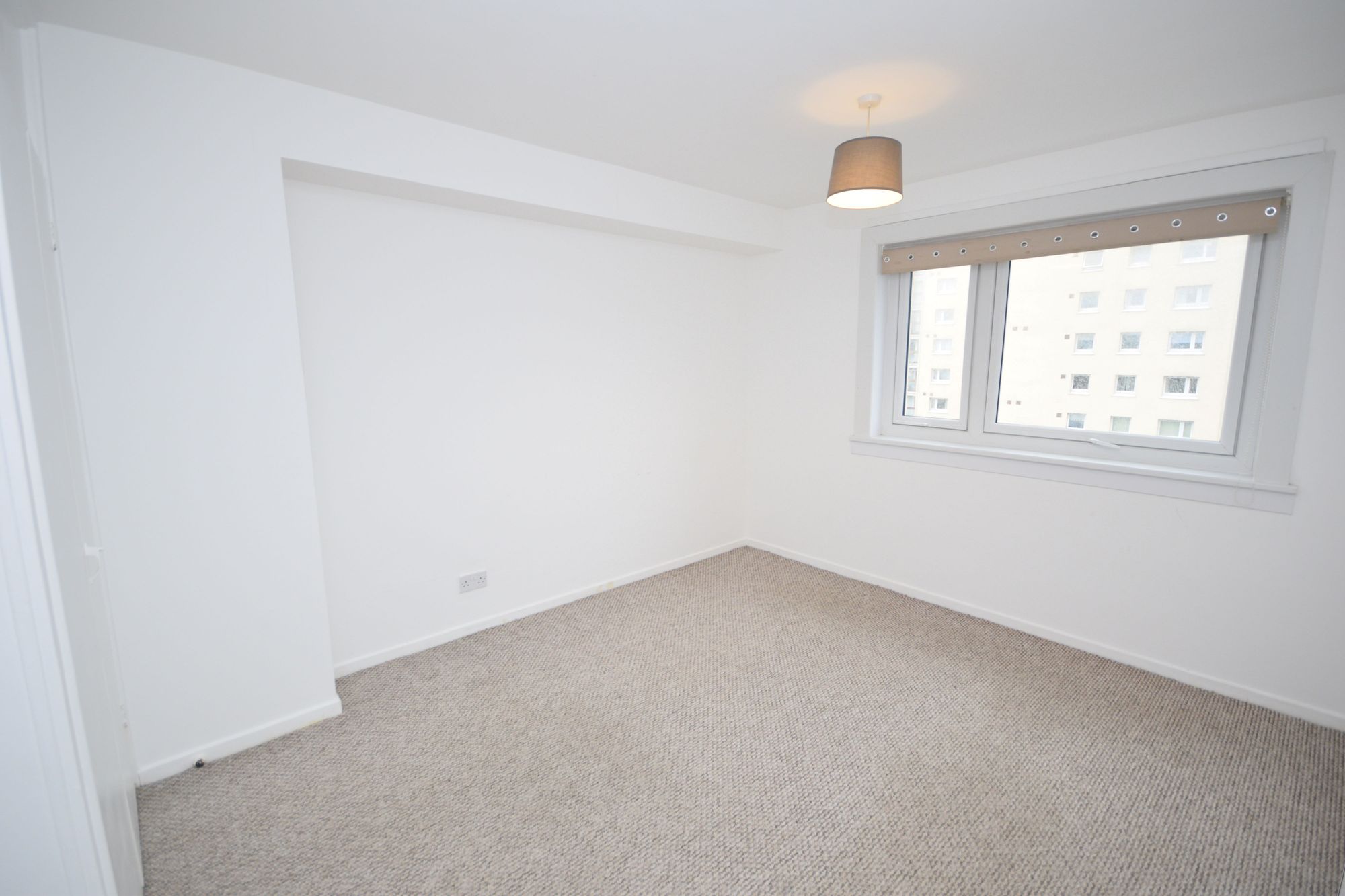 Flat for sale in Ravens Craig, Kirkcaldy, KY1 (ref 9c187b630be541e3