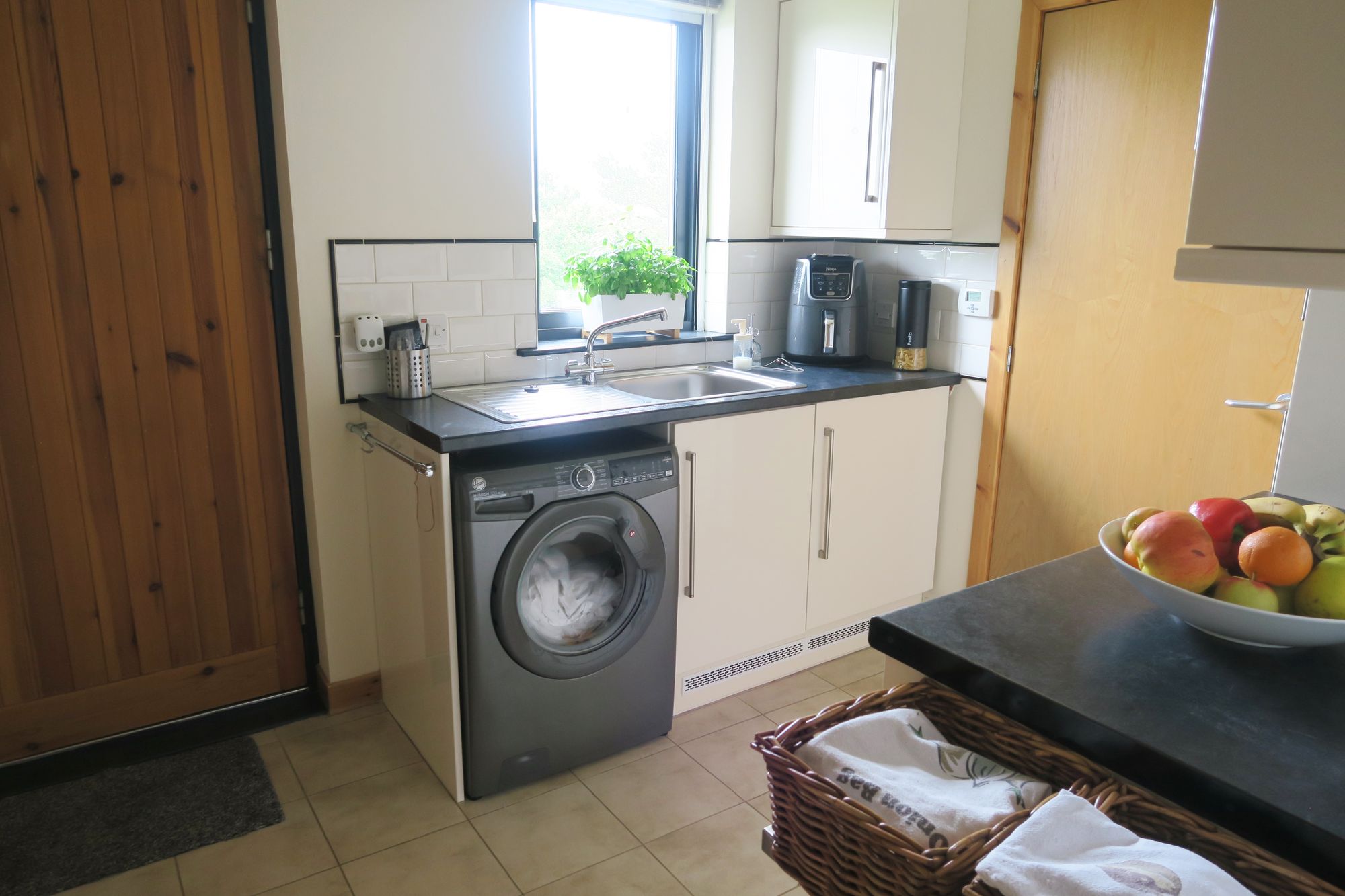 2 bed house for sale in Dunvegan, Isle Of Skye  - Property Image 8