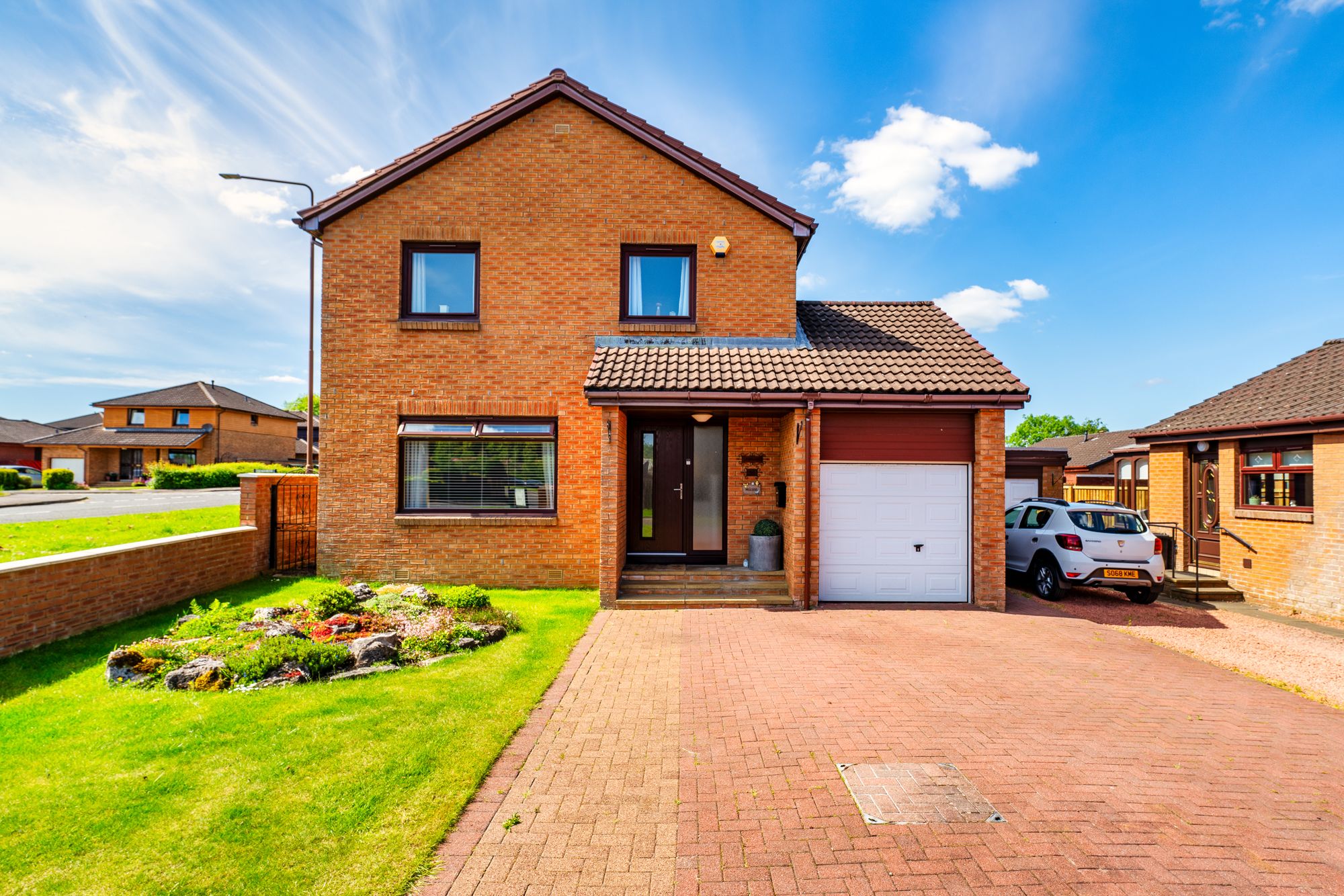 4 bed house for sale in West Bankton Place, Livingston  - Property Image 1