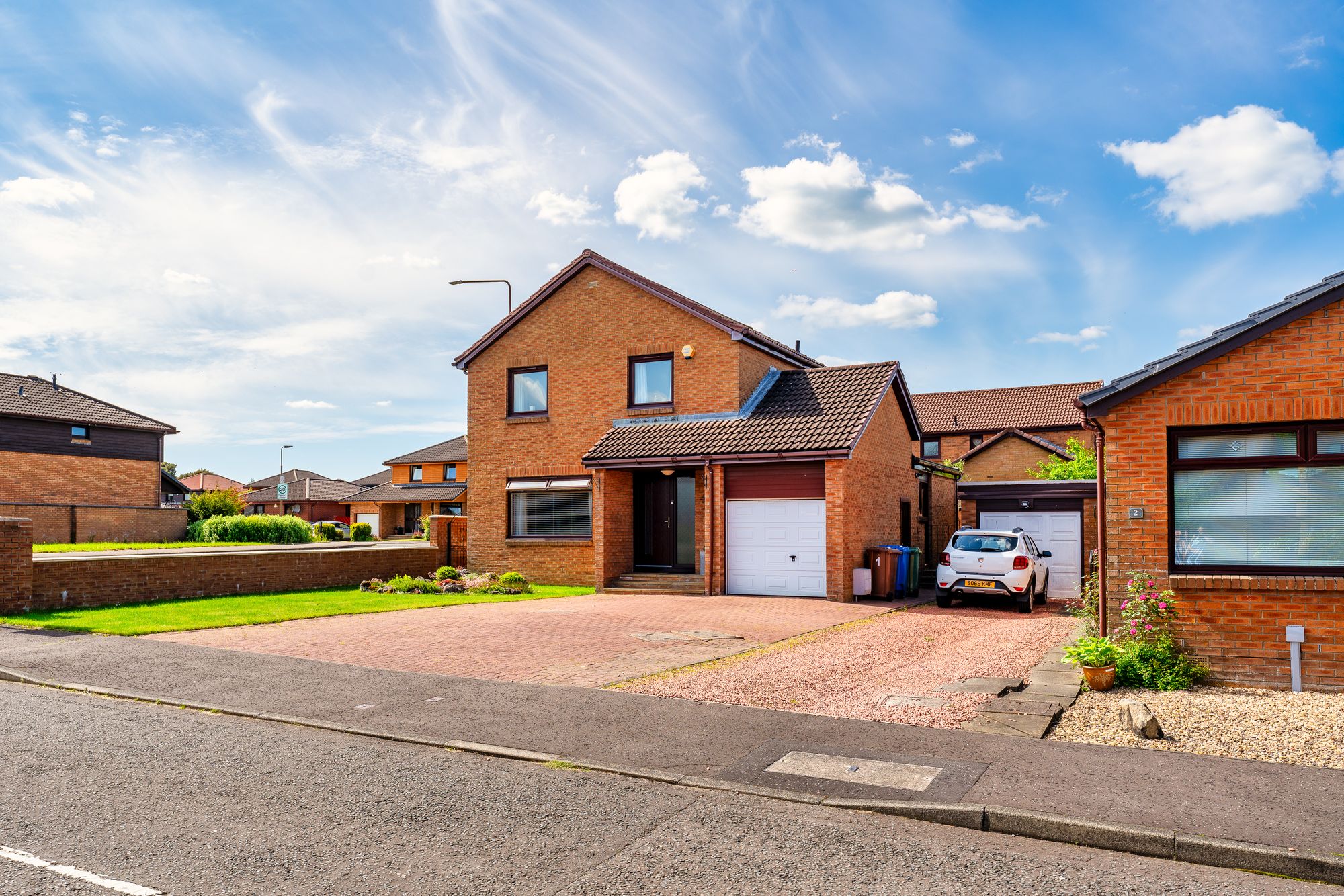 4 bed house for sale in West Bankton Place, Livingston  - Property Image 5