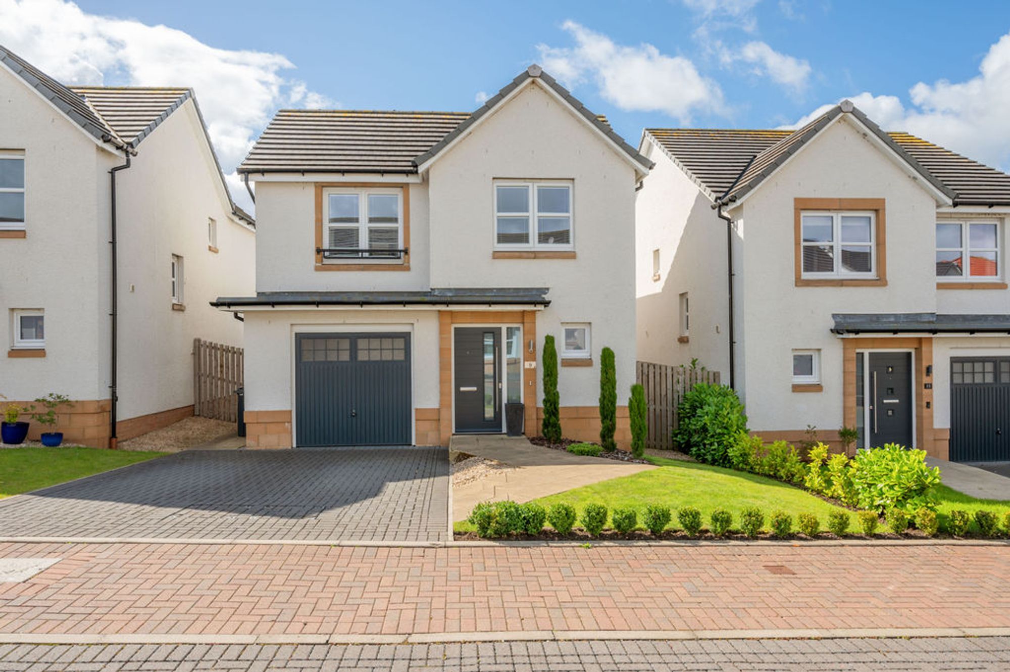 3 bed for sale in Forrester Park Drive, Dunfermline 1