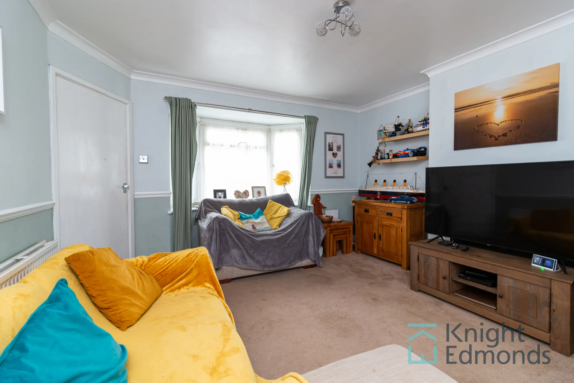 3 bed terraced house for sale in West Park Road, Maidstone  - Property Image 2