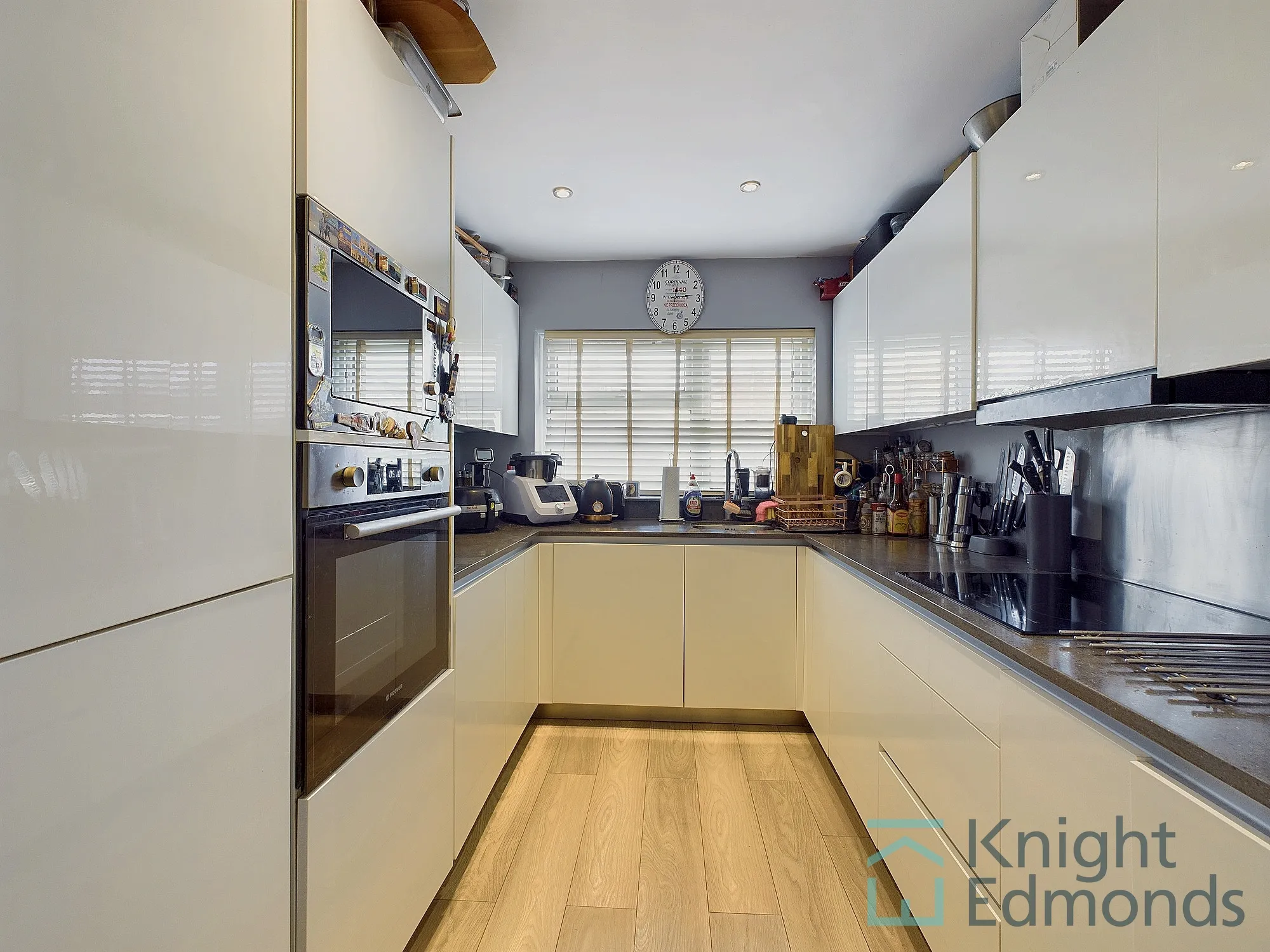 2 bed maisonette for sale in Durham Close, Maidstone  - Property Image 2