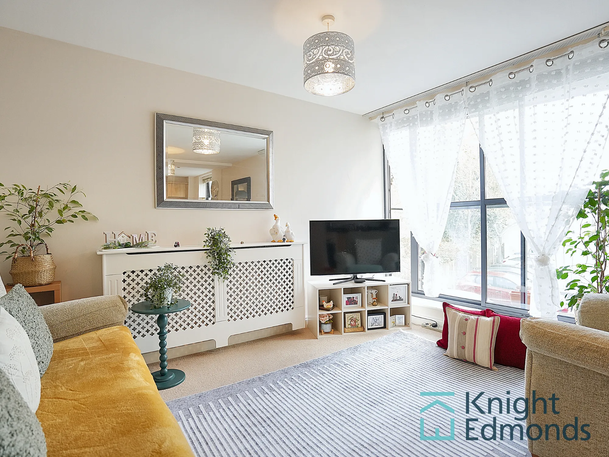 2 bed apartment for sale in Clifford Way, Maidstone  - Property Image 2