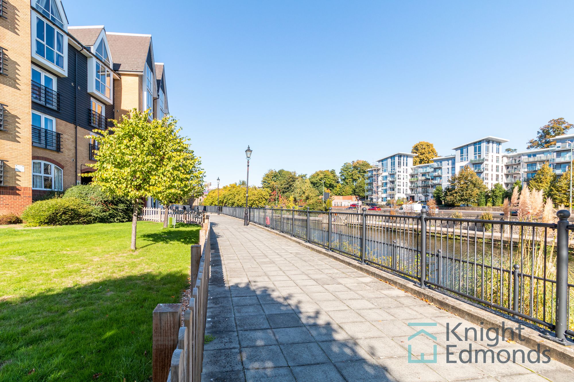 2 bed apartment for sale in St. Peters Street, Maidstone  - Property Image 1