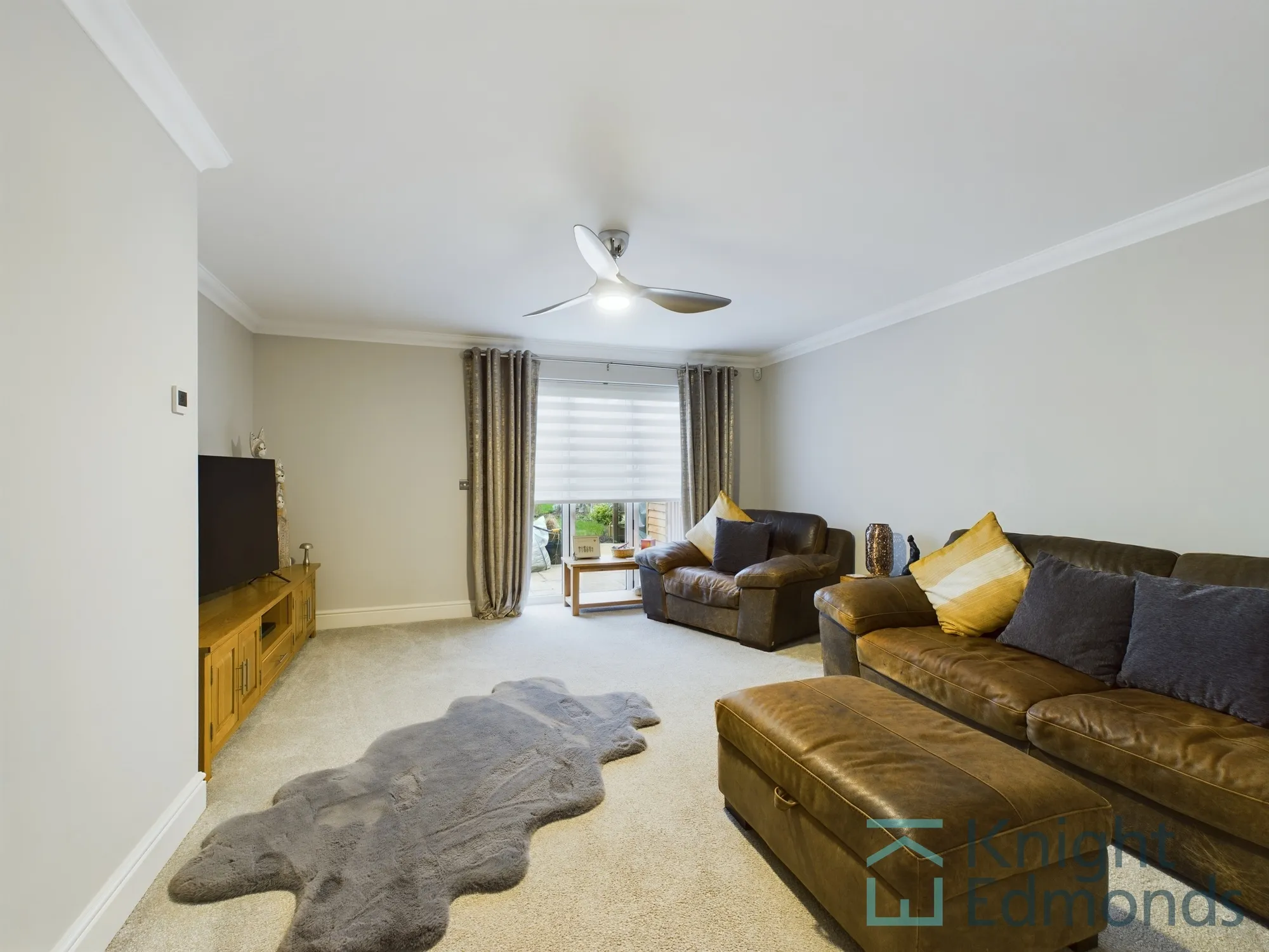 4 bed detached house for sale in Valdene Close, Maidstone  - Property Image 5
